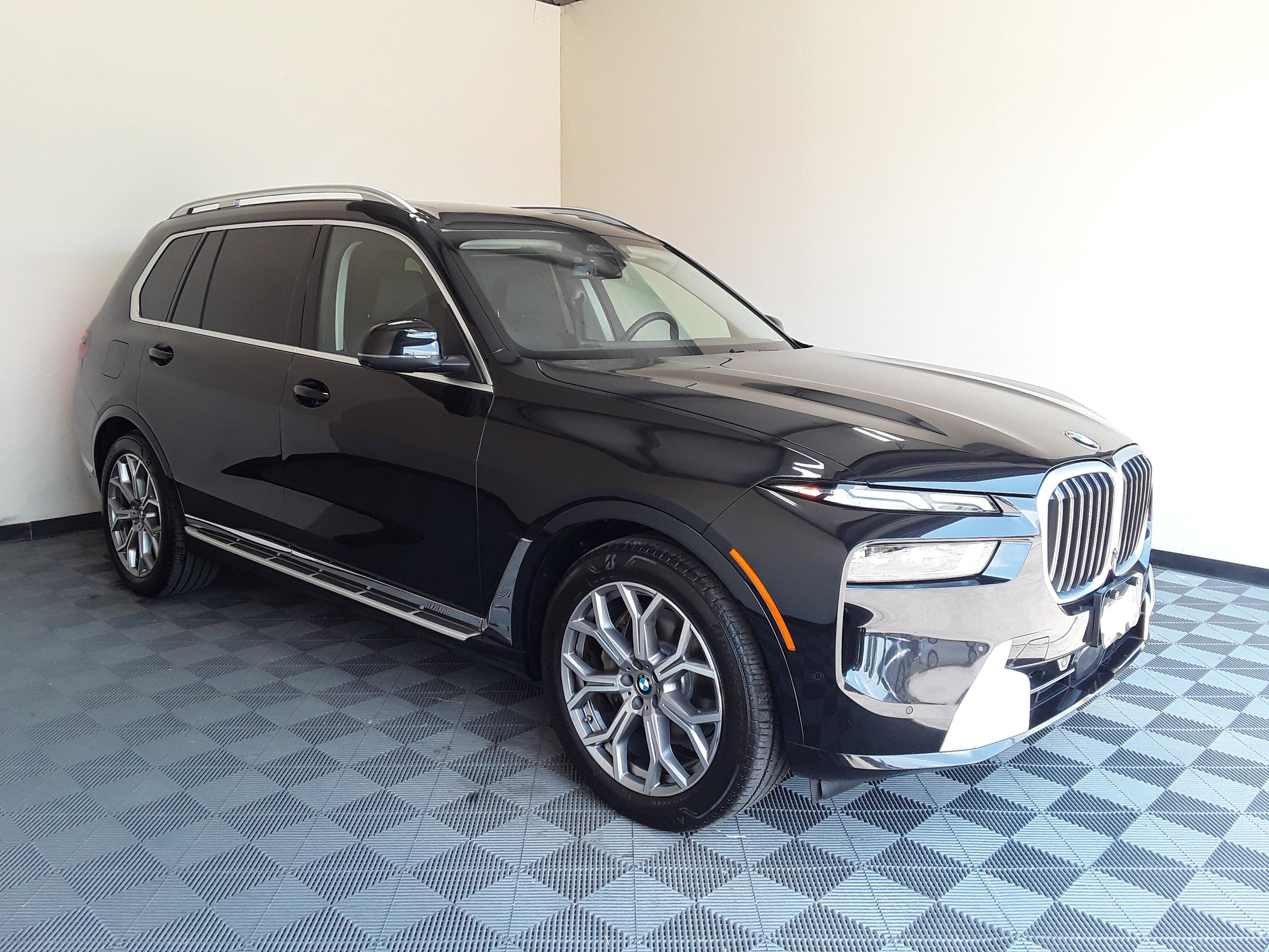 2024 BMW X7 xDrive40i Sports Activity Vehicle