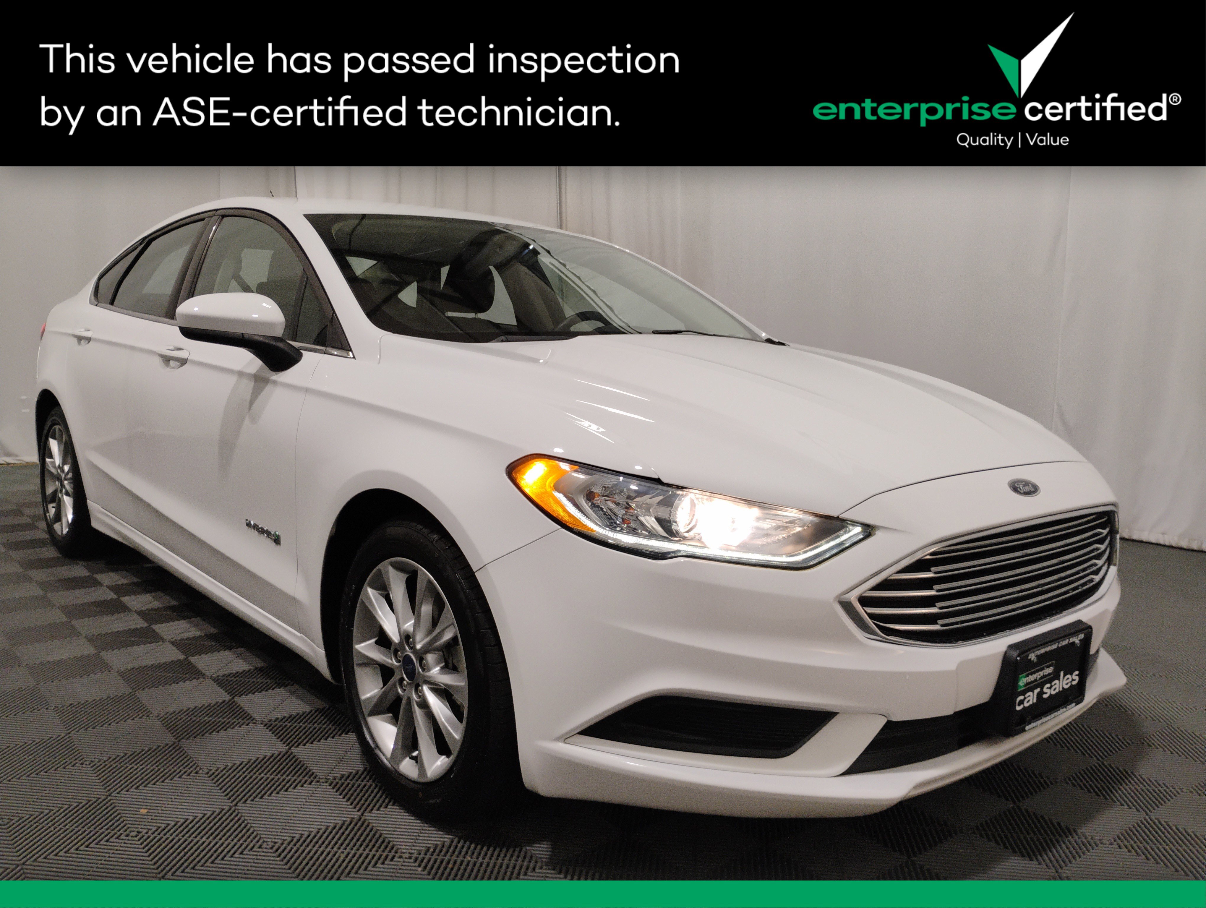 2017 Ford Fusion Hybrid SE FWD