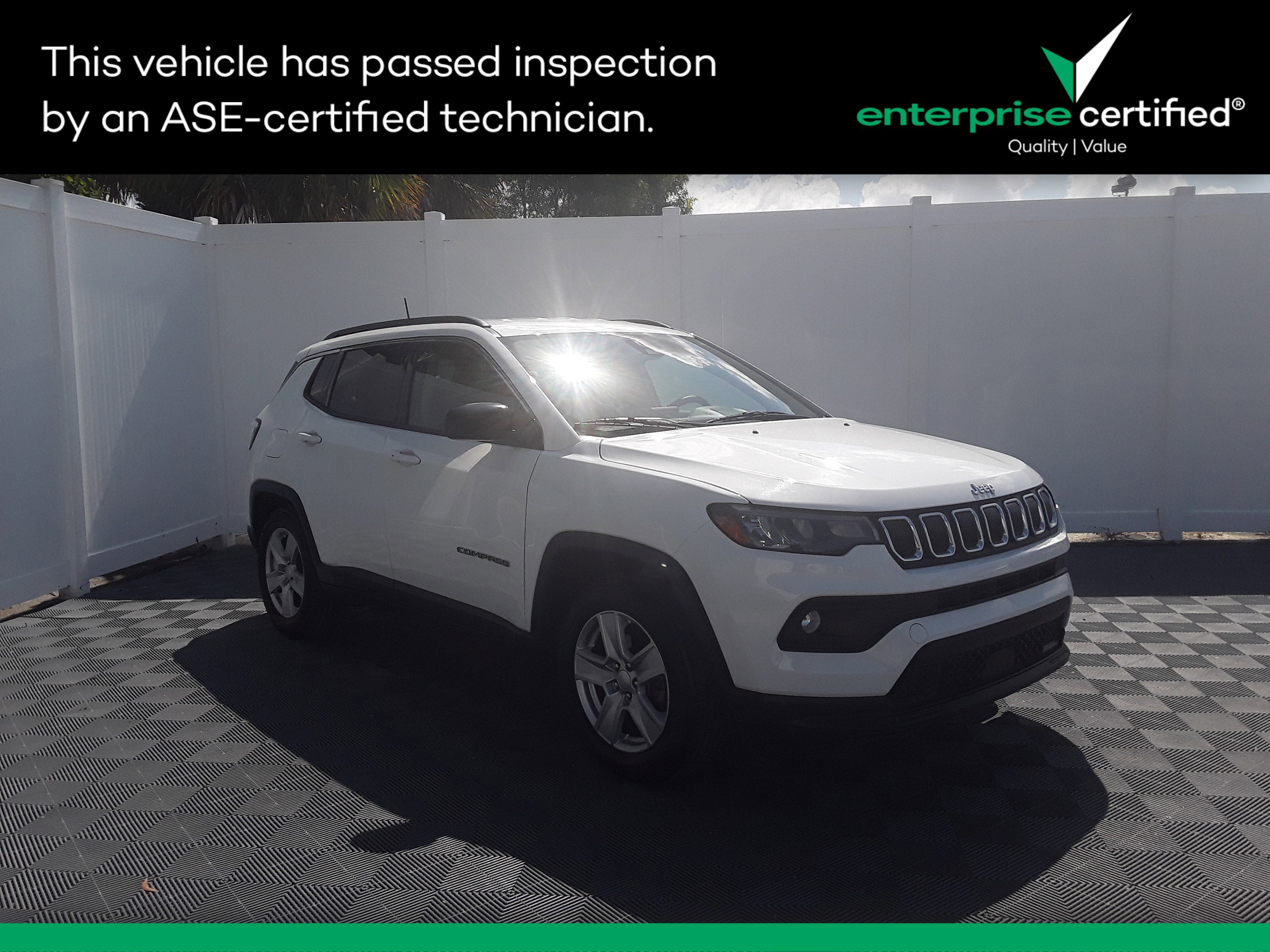2022 Jeep Compass Latitude FWD