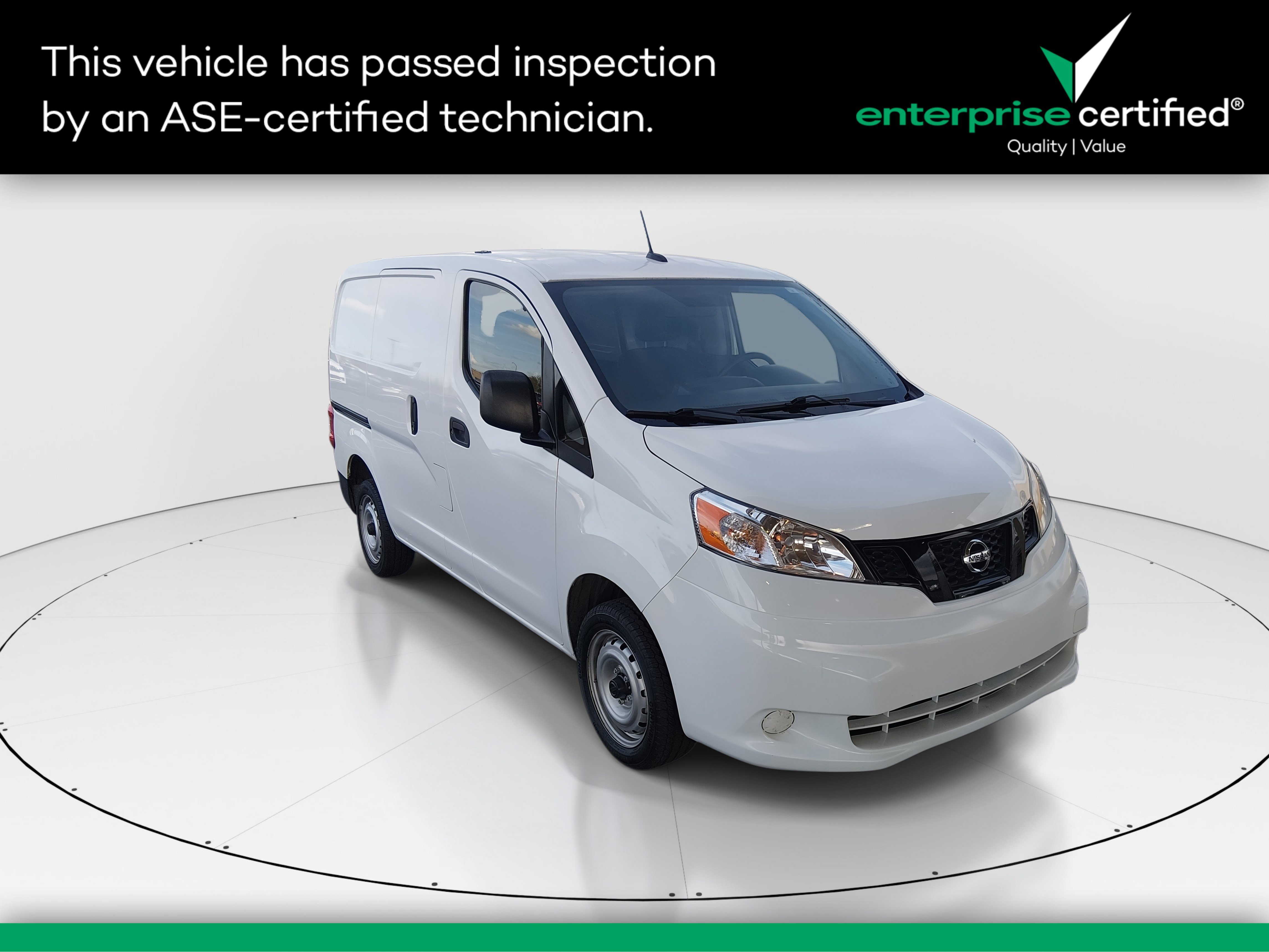 2021 Nissan NV200 S's photo