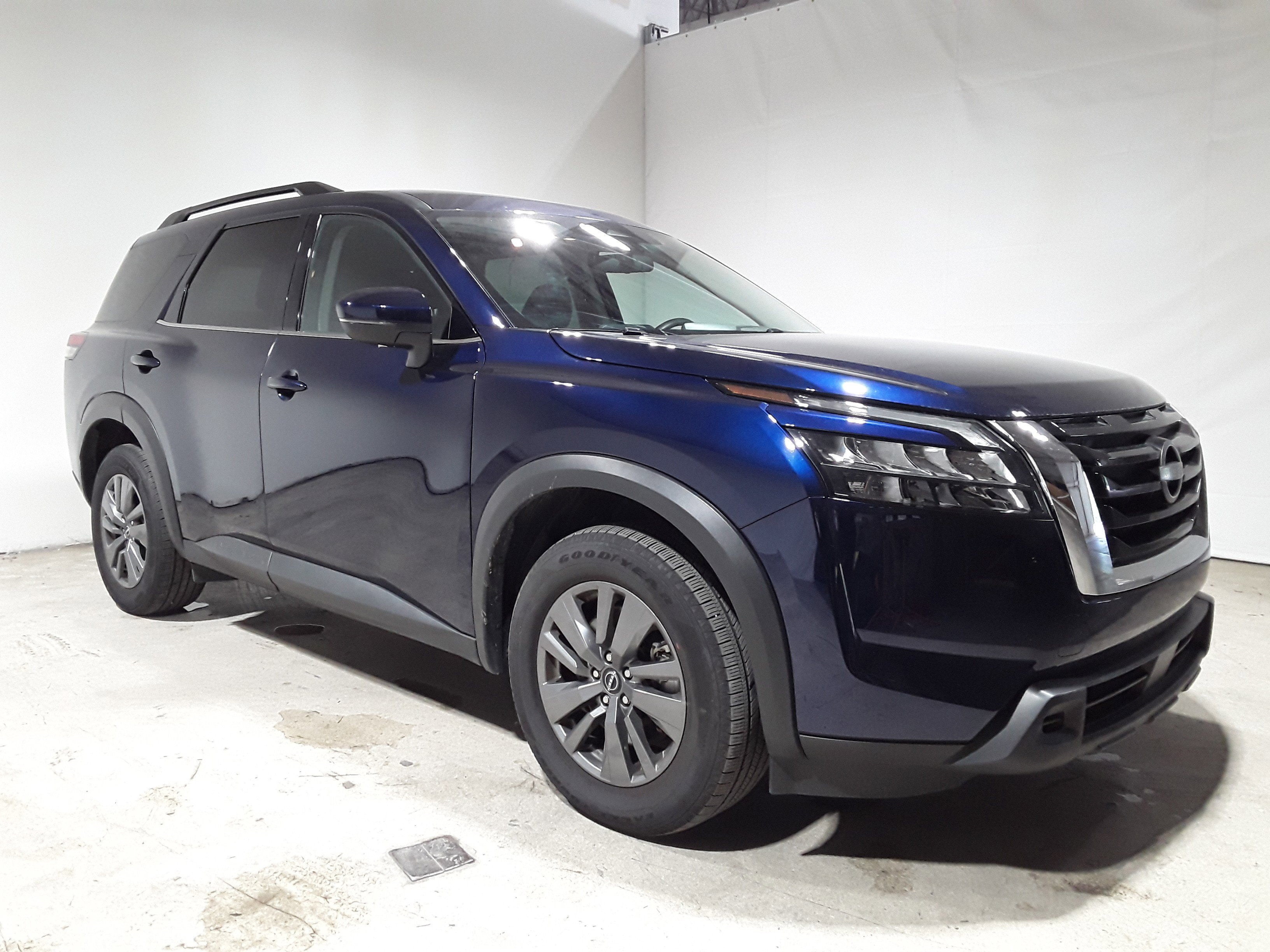 2024 Nissan Pathfinder SV 2WD