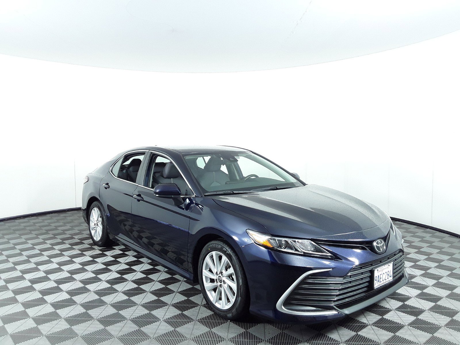 2022 Toyota Camry LE Auto