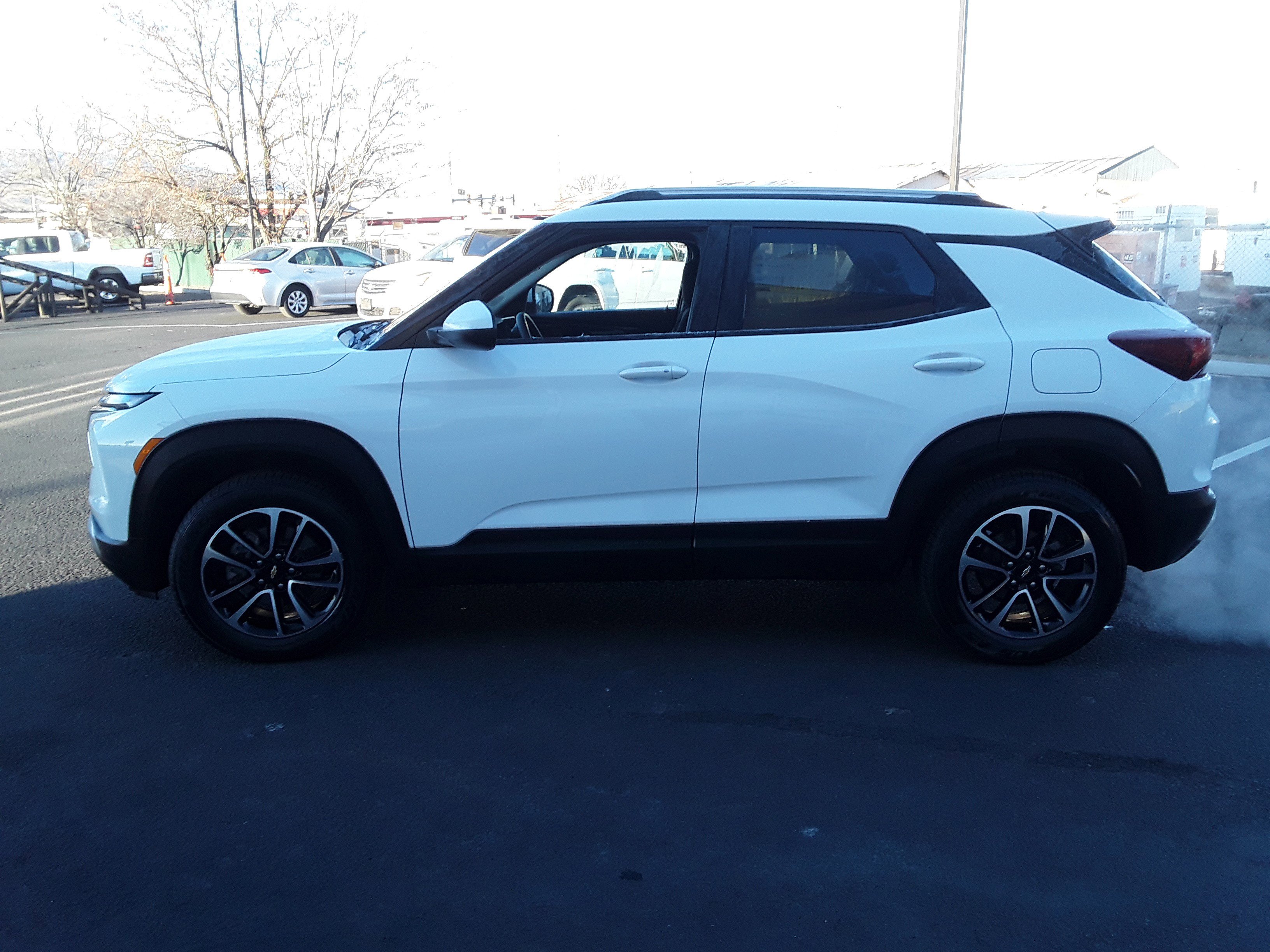 Image of Used 2024 Chevrolet Trailblazer AWD 4dr LT