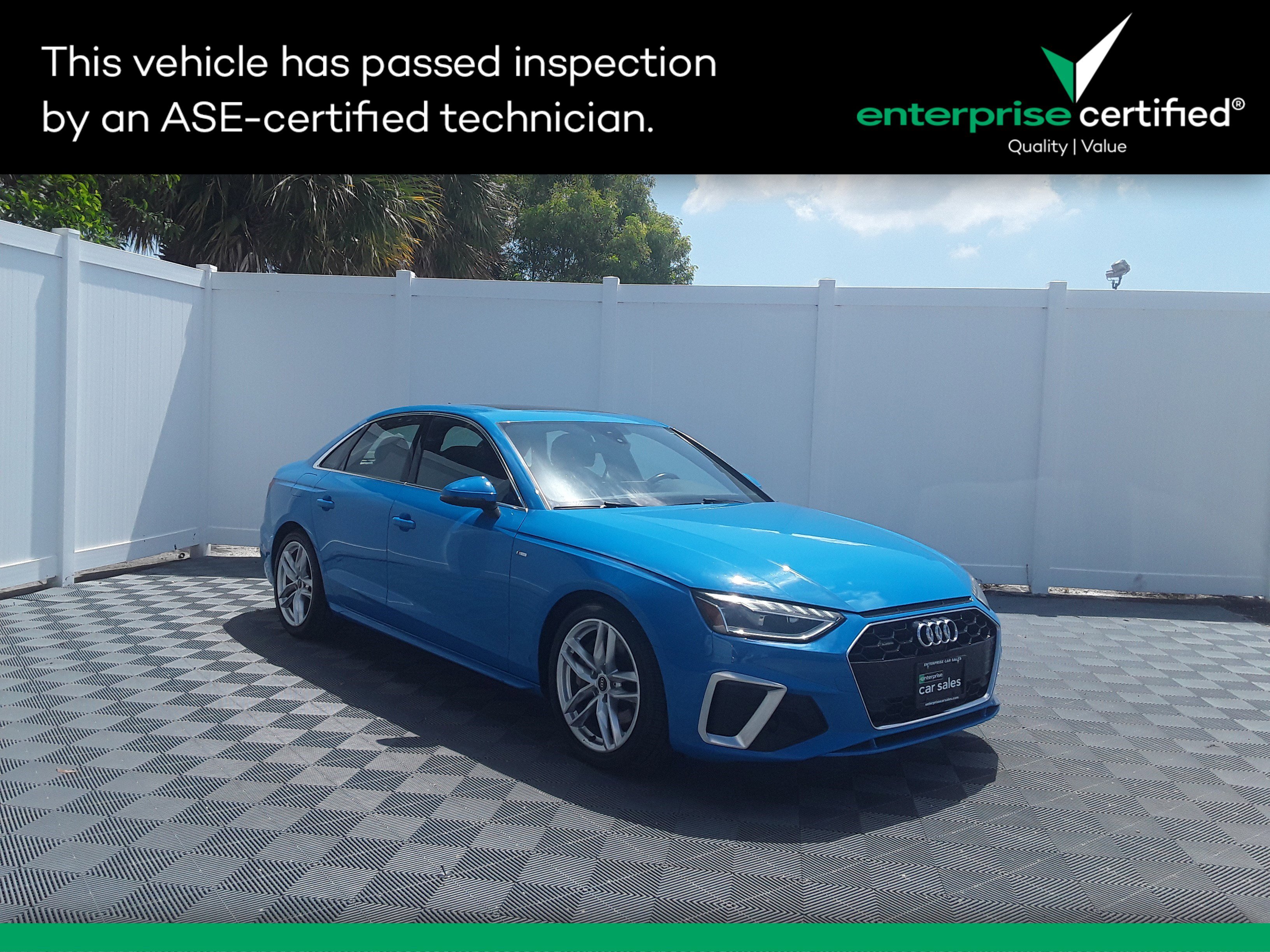 2022 Audi A4 Sedan S line Premium Plus 45 TFSI quattro