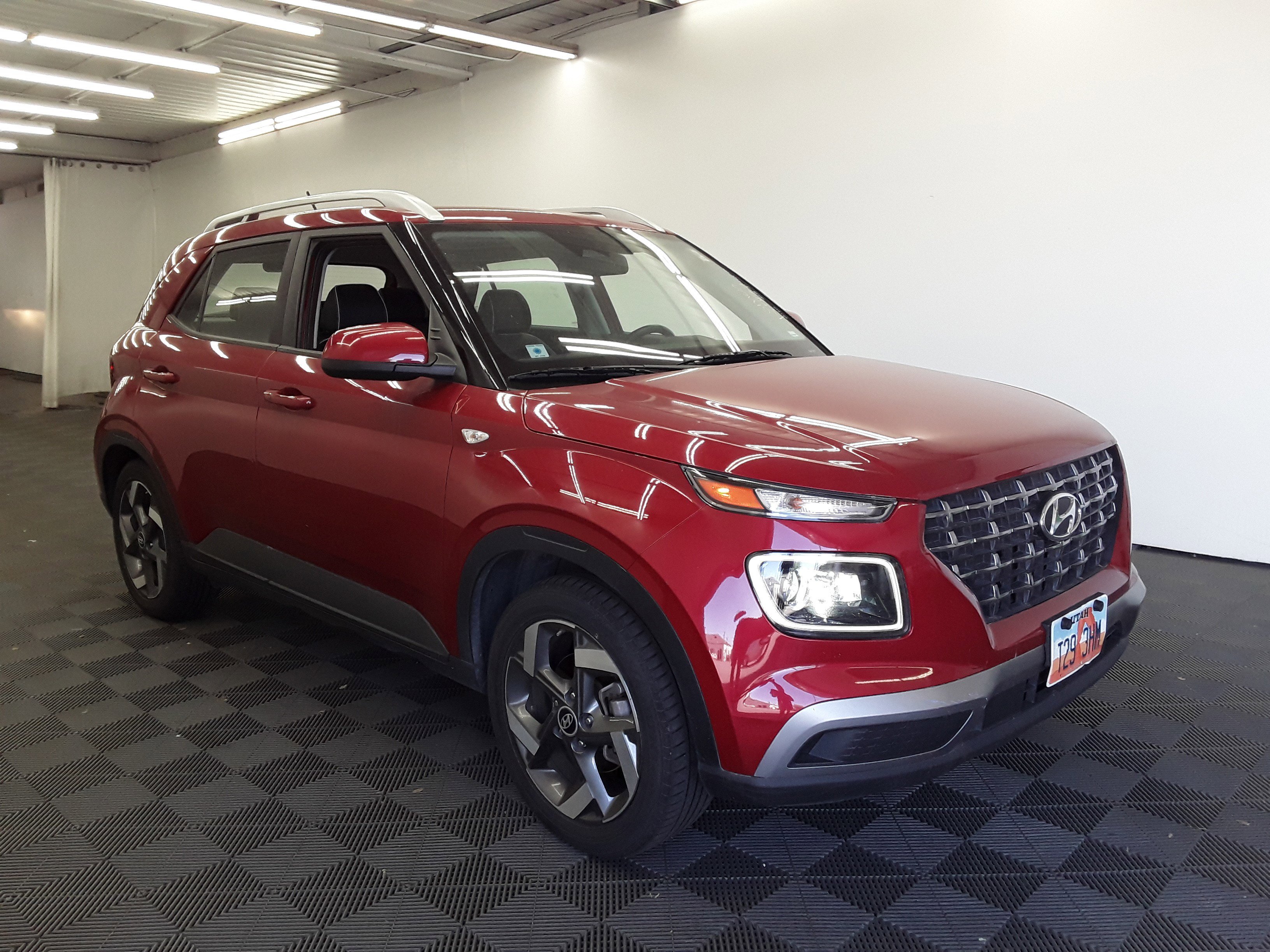 2023 Hyundai Venue Limited IVT
