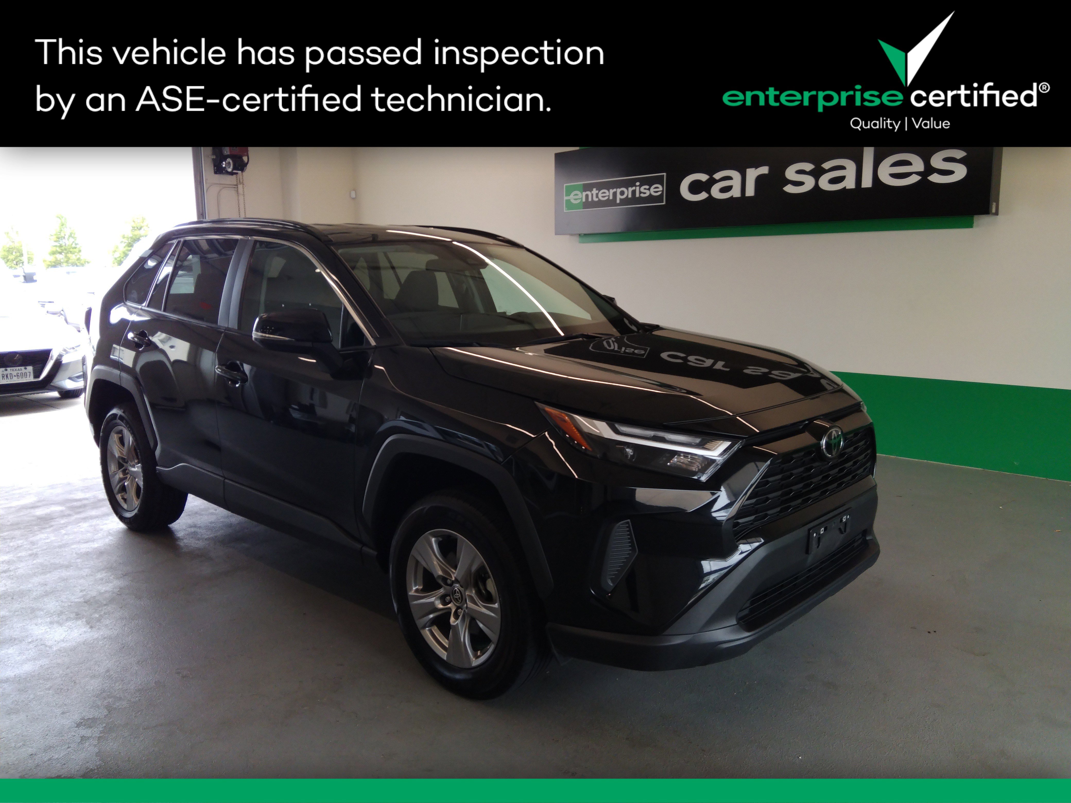 2023 Toyota RAV4 XLE FWD