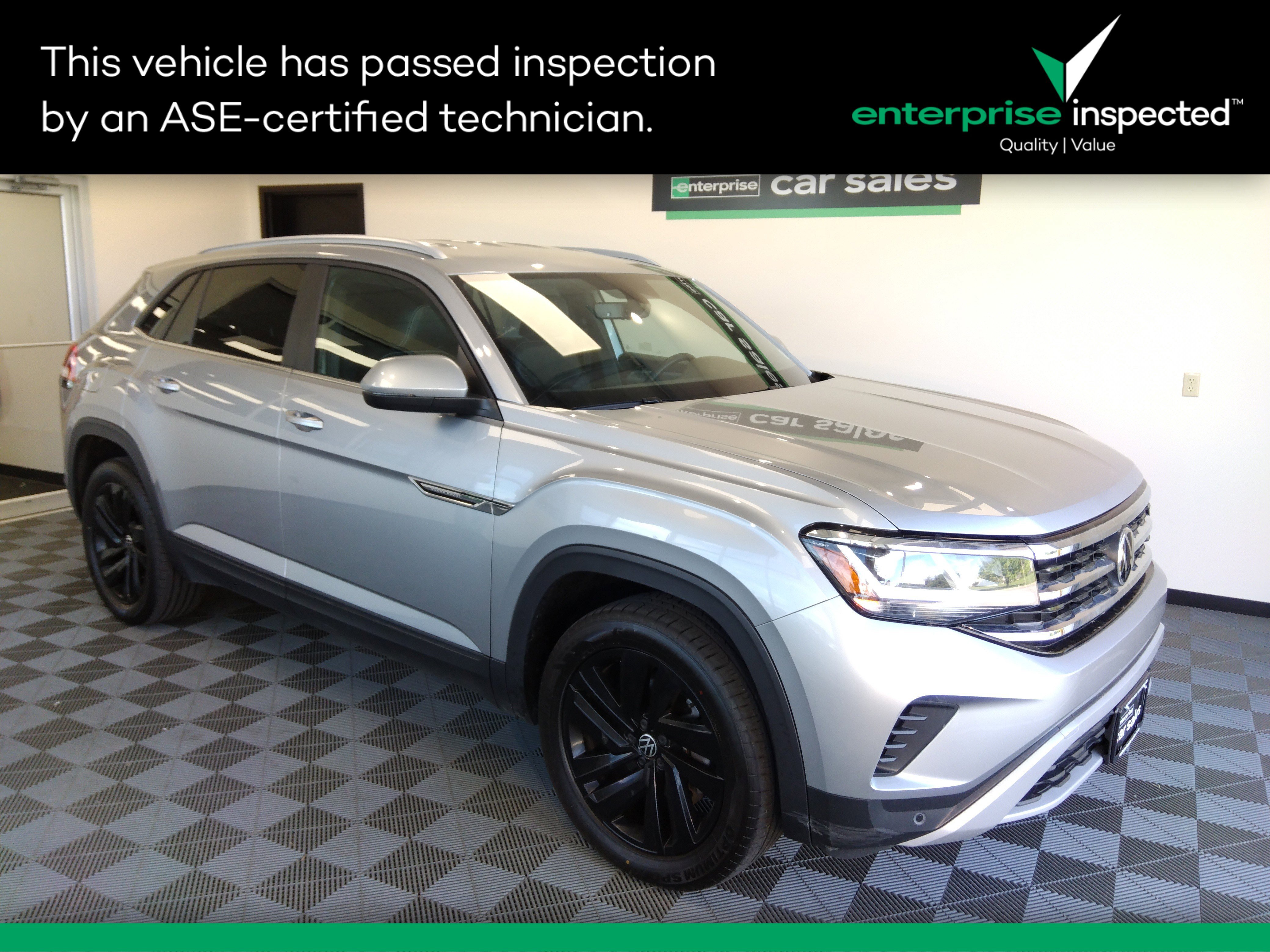 2022 Volkswagen Atlas Cross Sport 3.6L V6 SE w/Technology 4MOTION