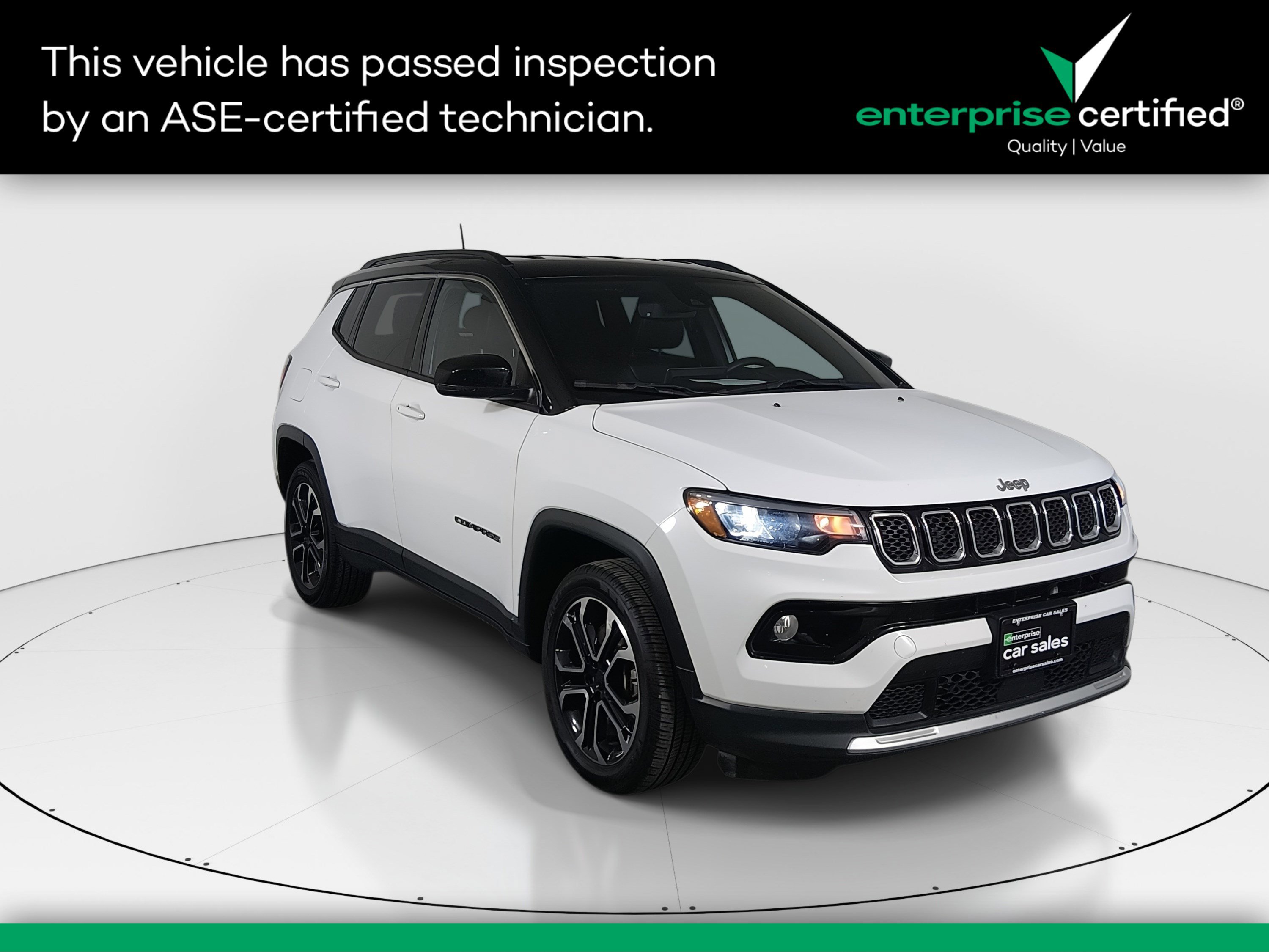2023 Jeep Compass Limited's photo