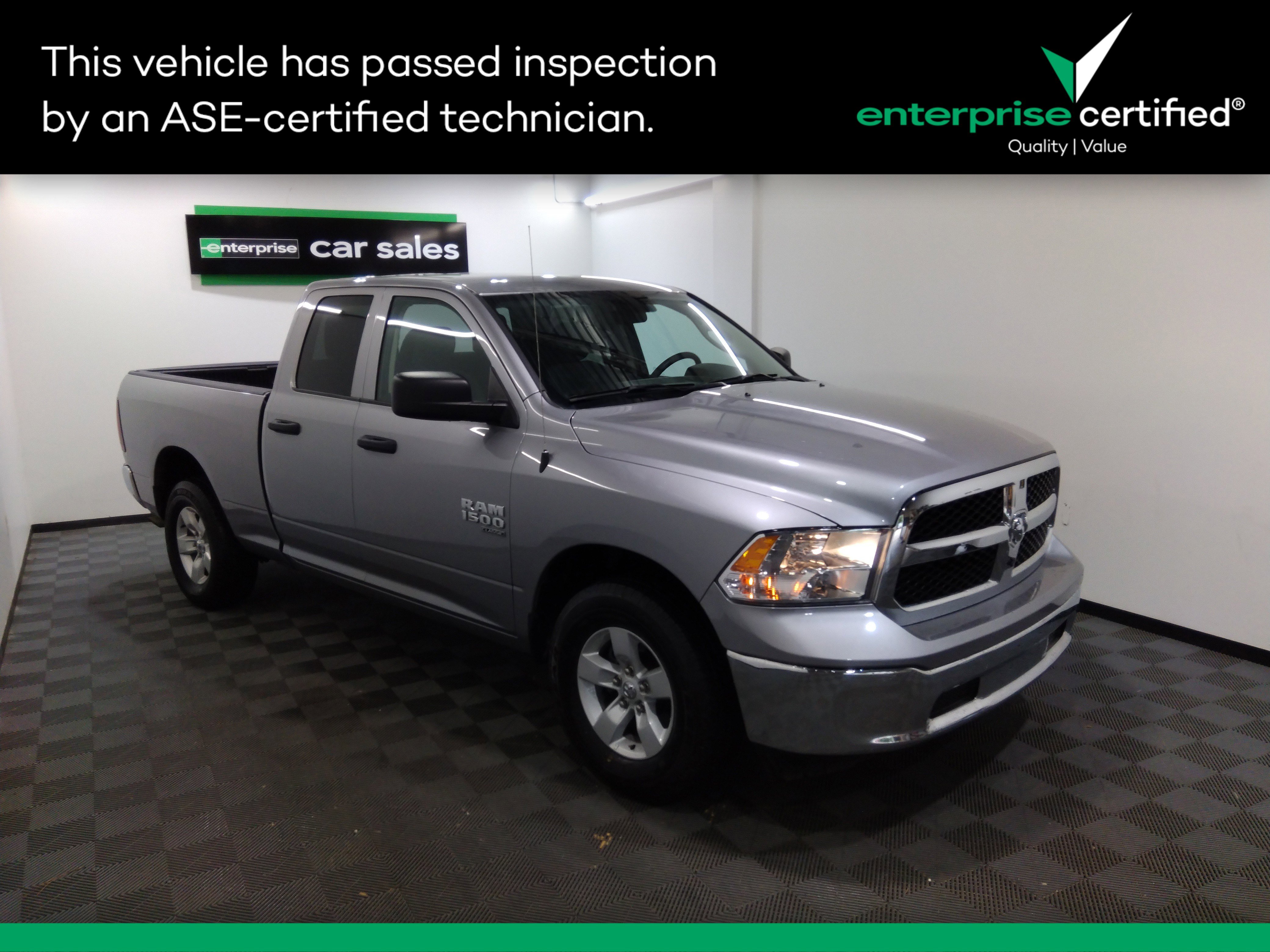 2024 Ram 1500 Classic SLT 4x4 Quad Cab 6'4