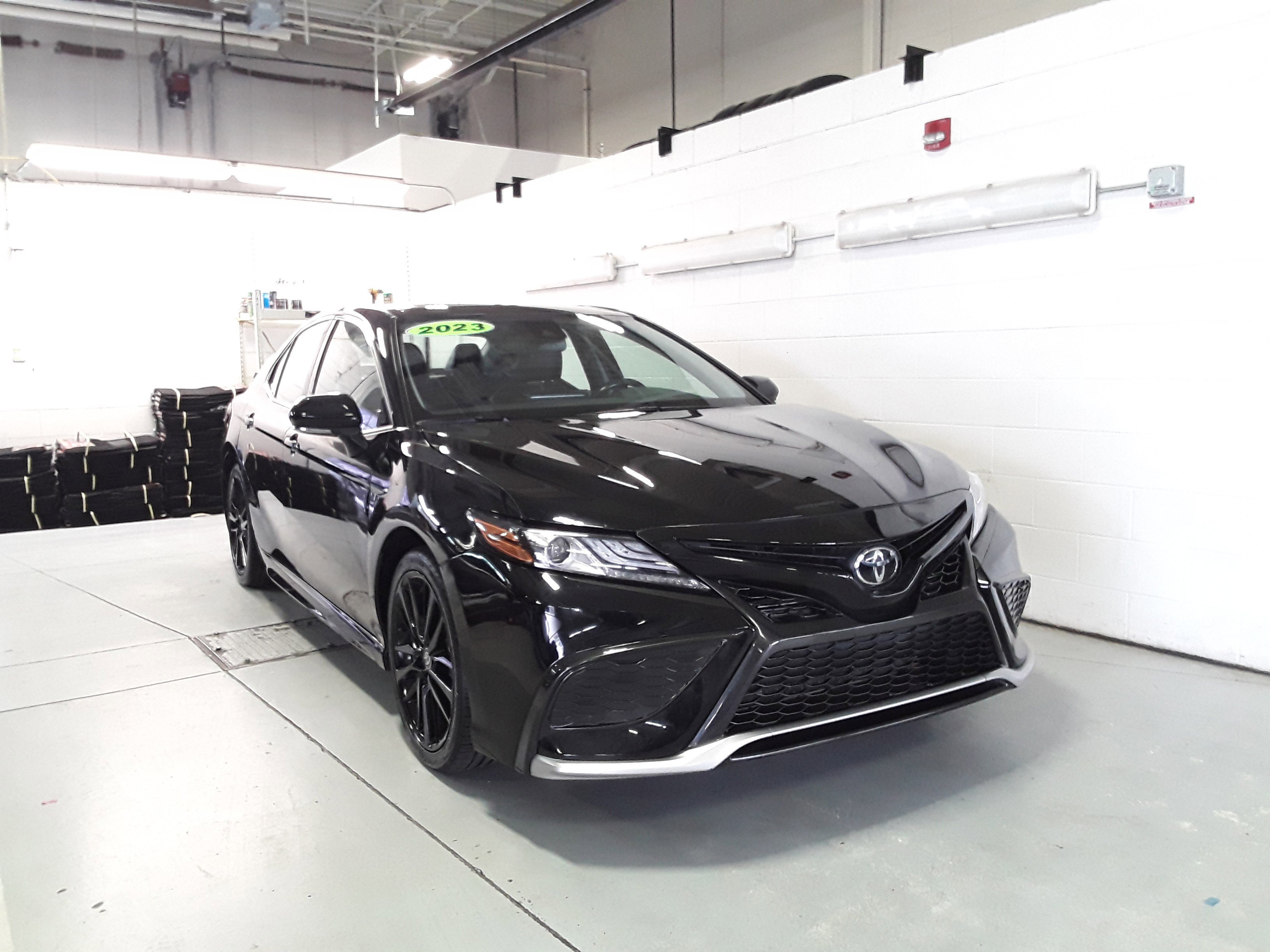 2023 Toyota Camry XSE Auto