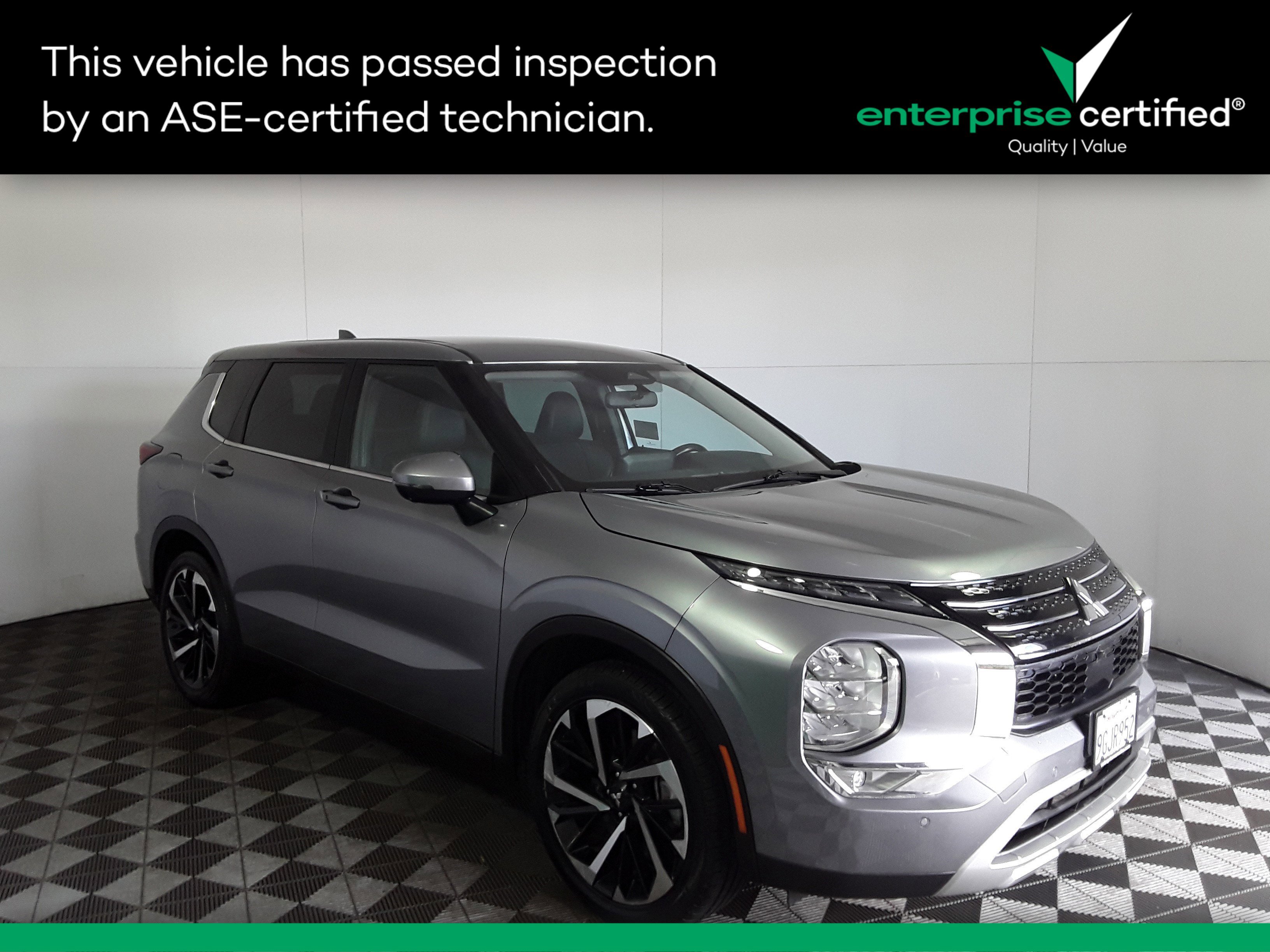 Used 2023 Mitsubishi Outlander SE FWD