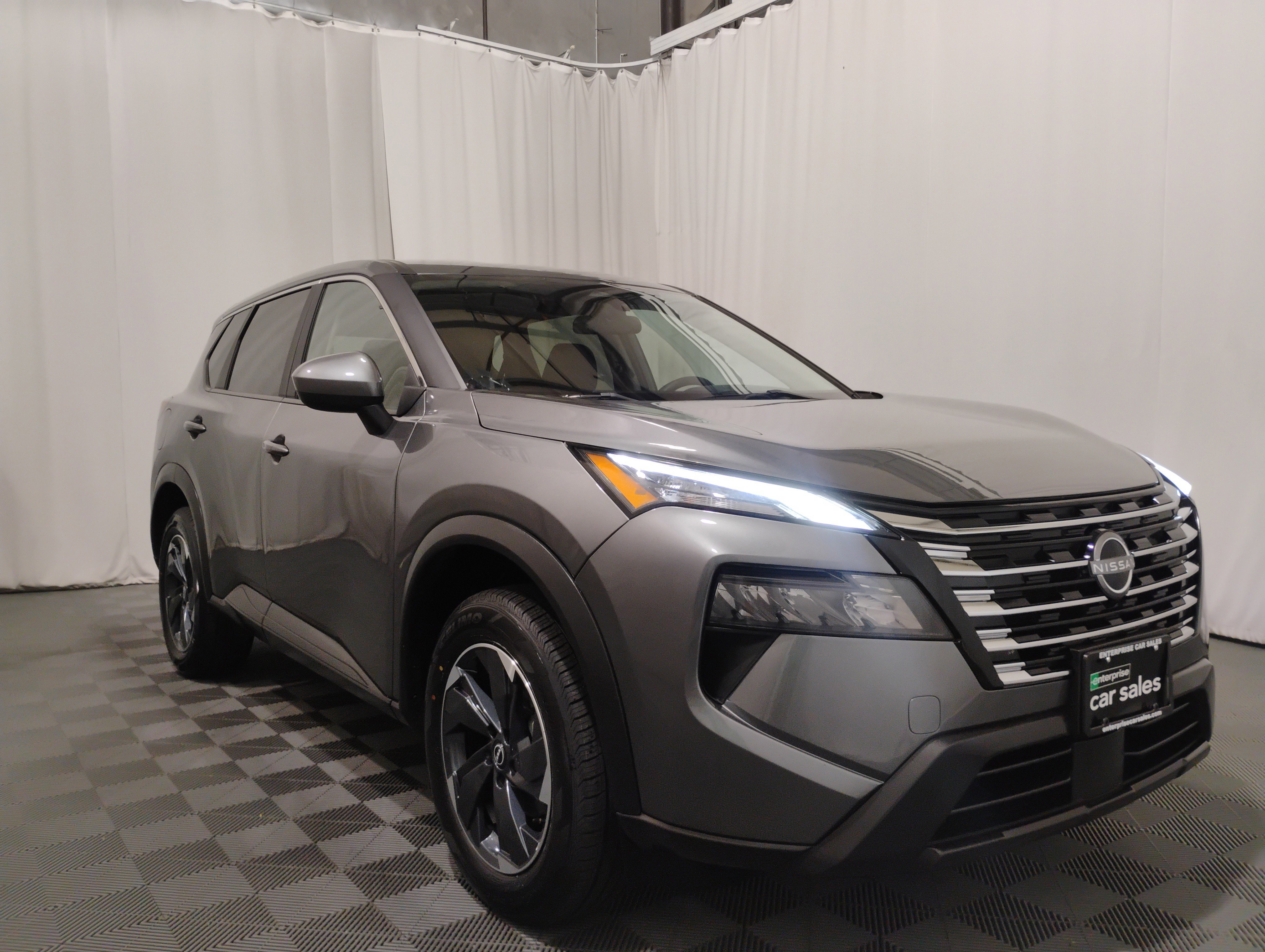 Used 2024 Nissan Rogue AWD SV