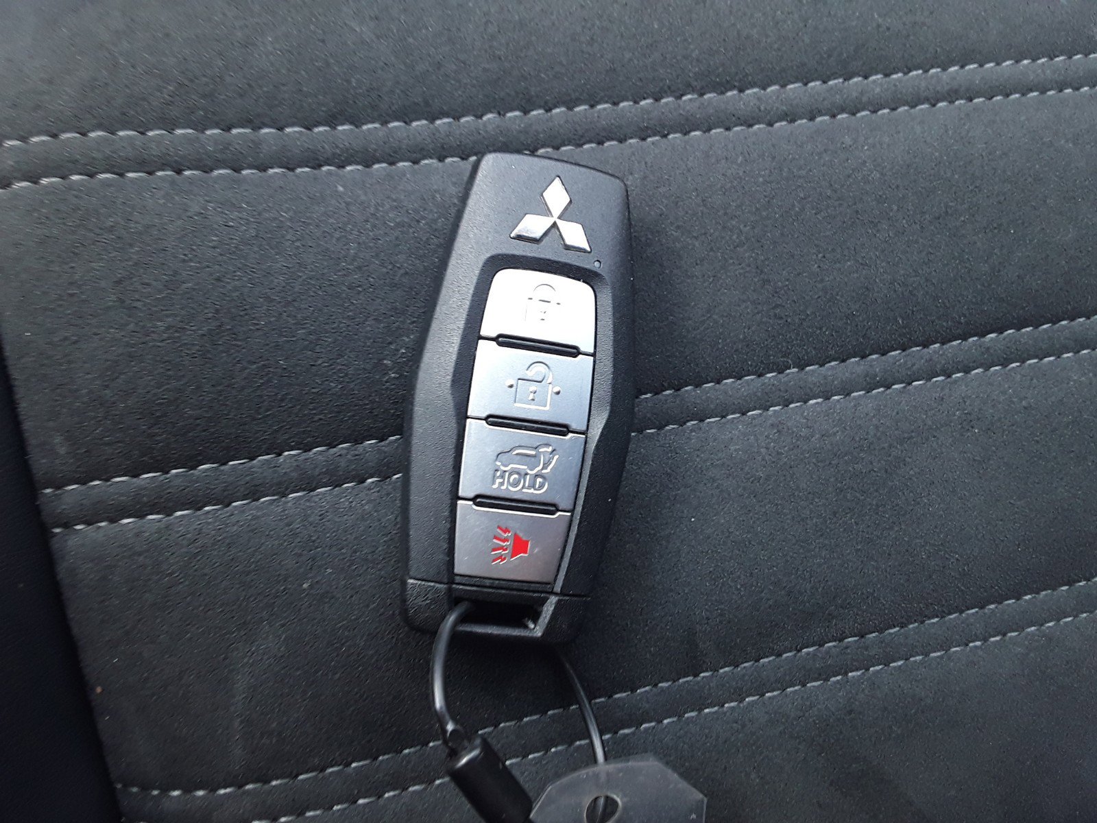 Image 9 of Used 2024 Mitsubishi Outlander SE FWD