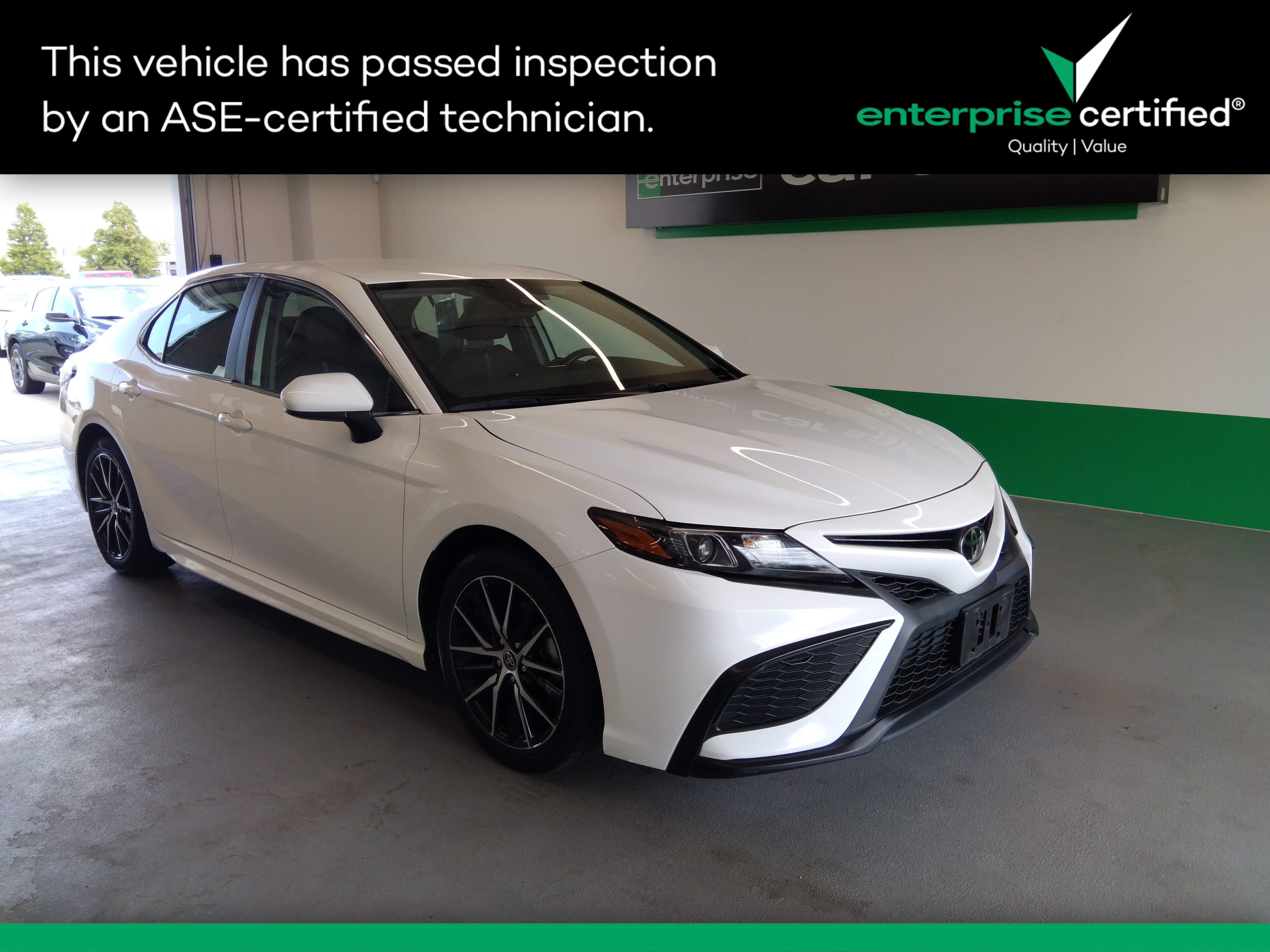 2021 Toyota Camry SE Auto