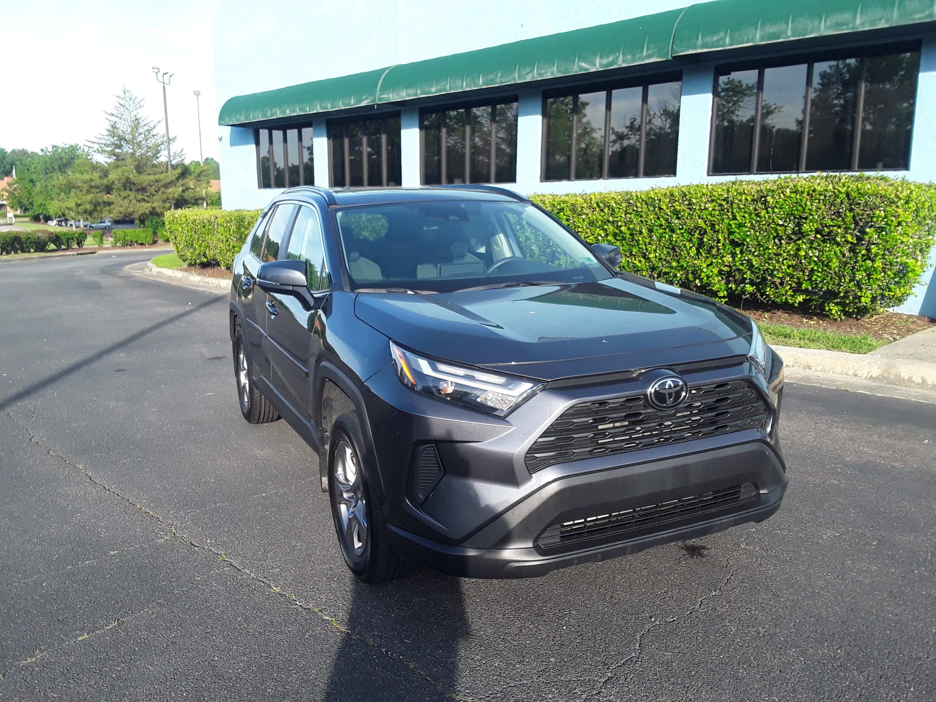 2023 Toyota RAV4 XLE AWD