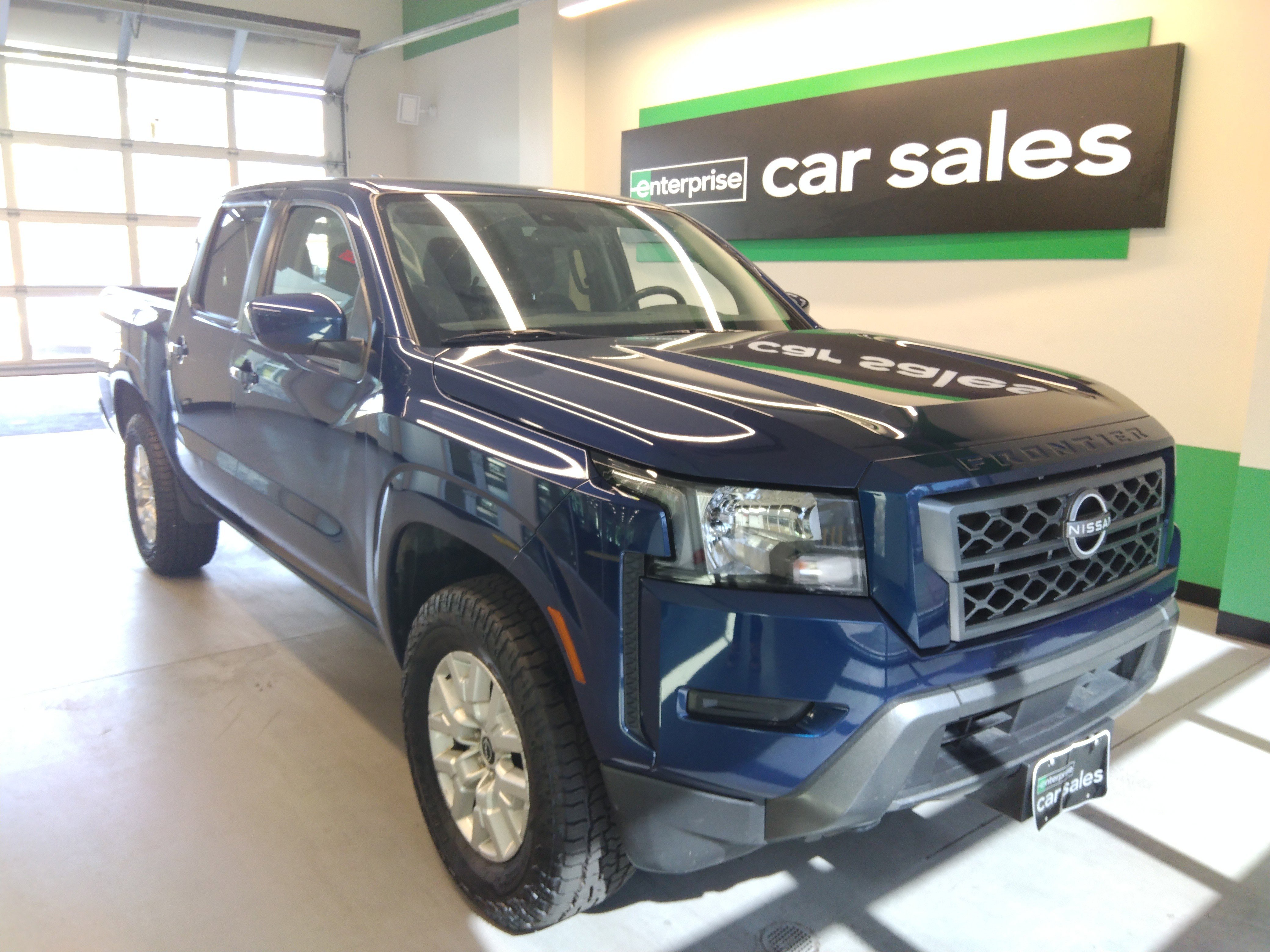 2022 Nissan Frontier Crew Cab 4x4 SV Auto