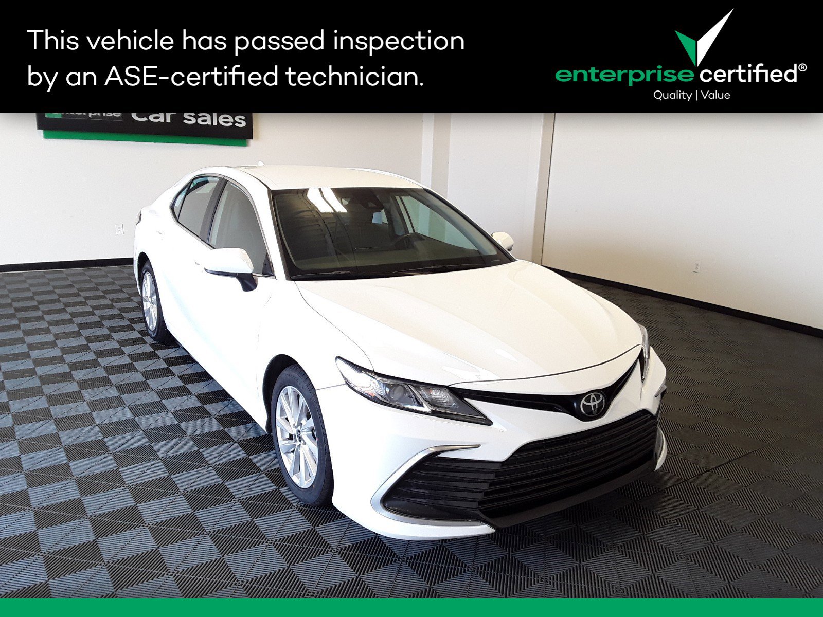 Used 2022 Toyota Camry LE Auto