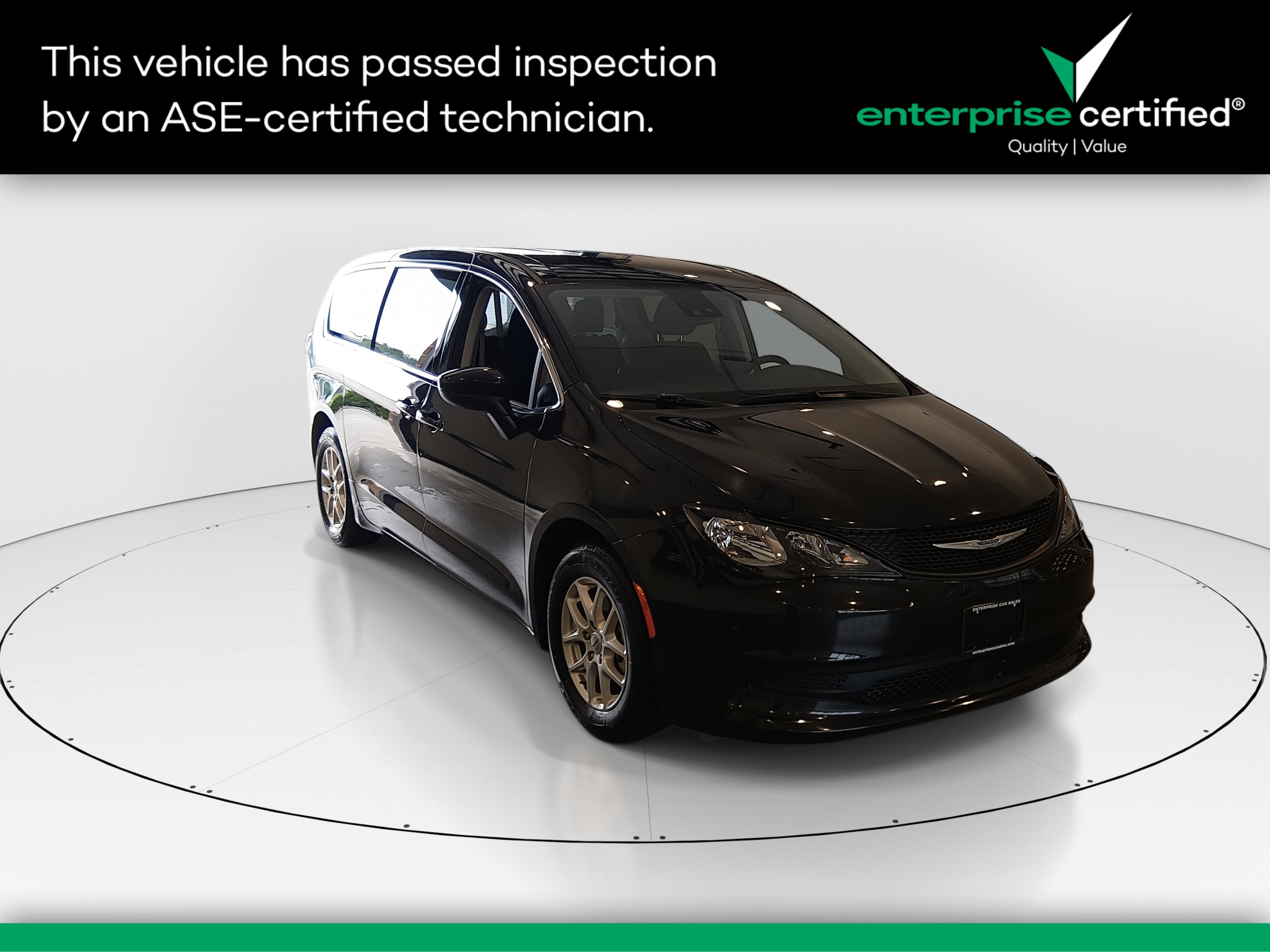 Used 2023 Chrysler Voyager LX
