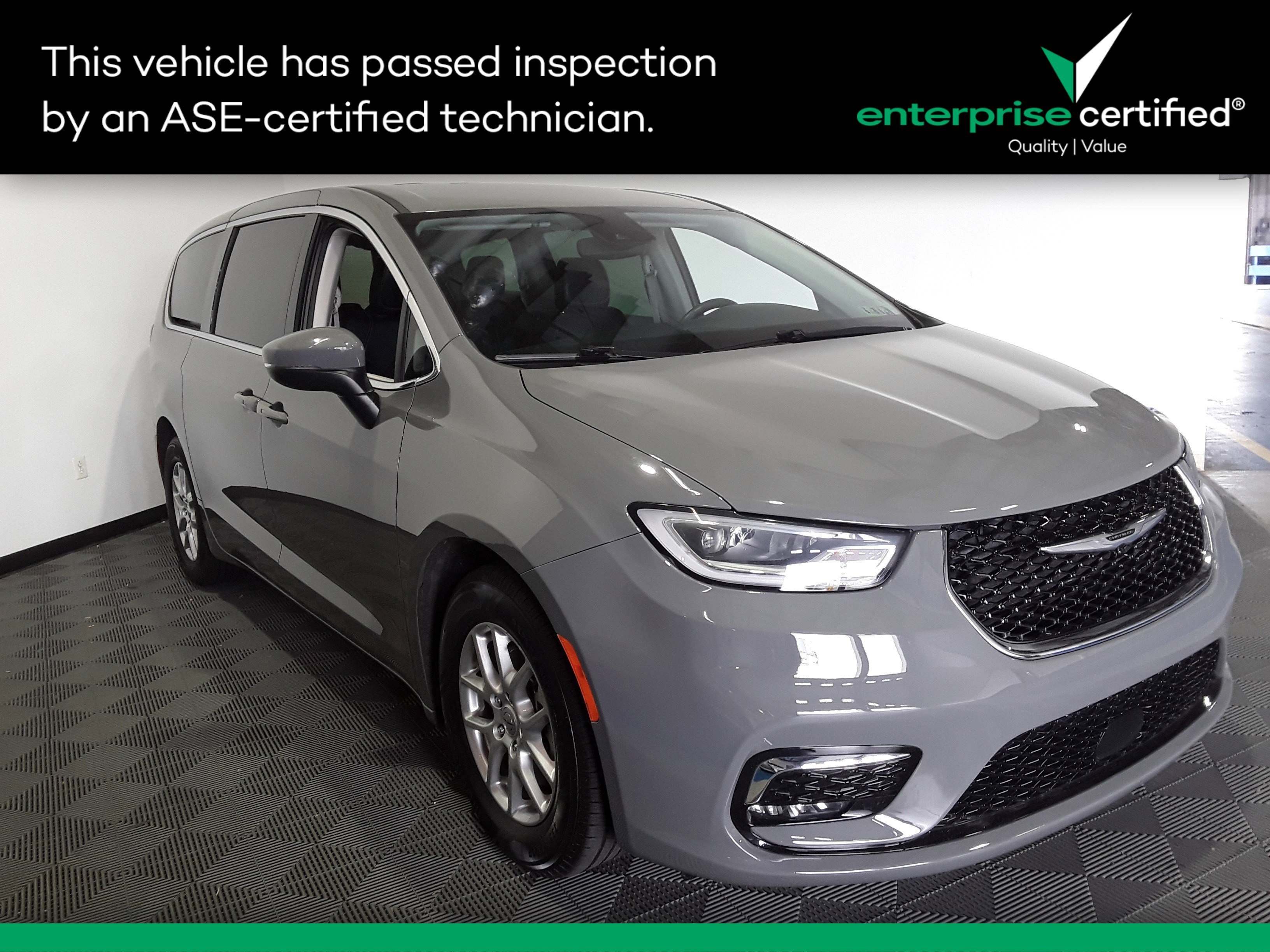 2023 Chrysler Pacifica Touring L FWD