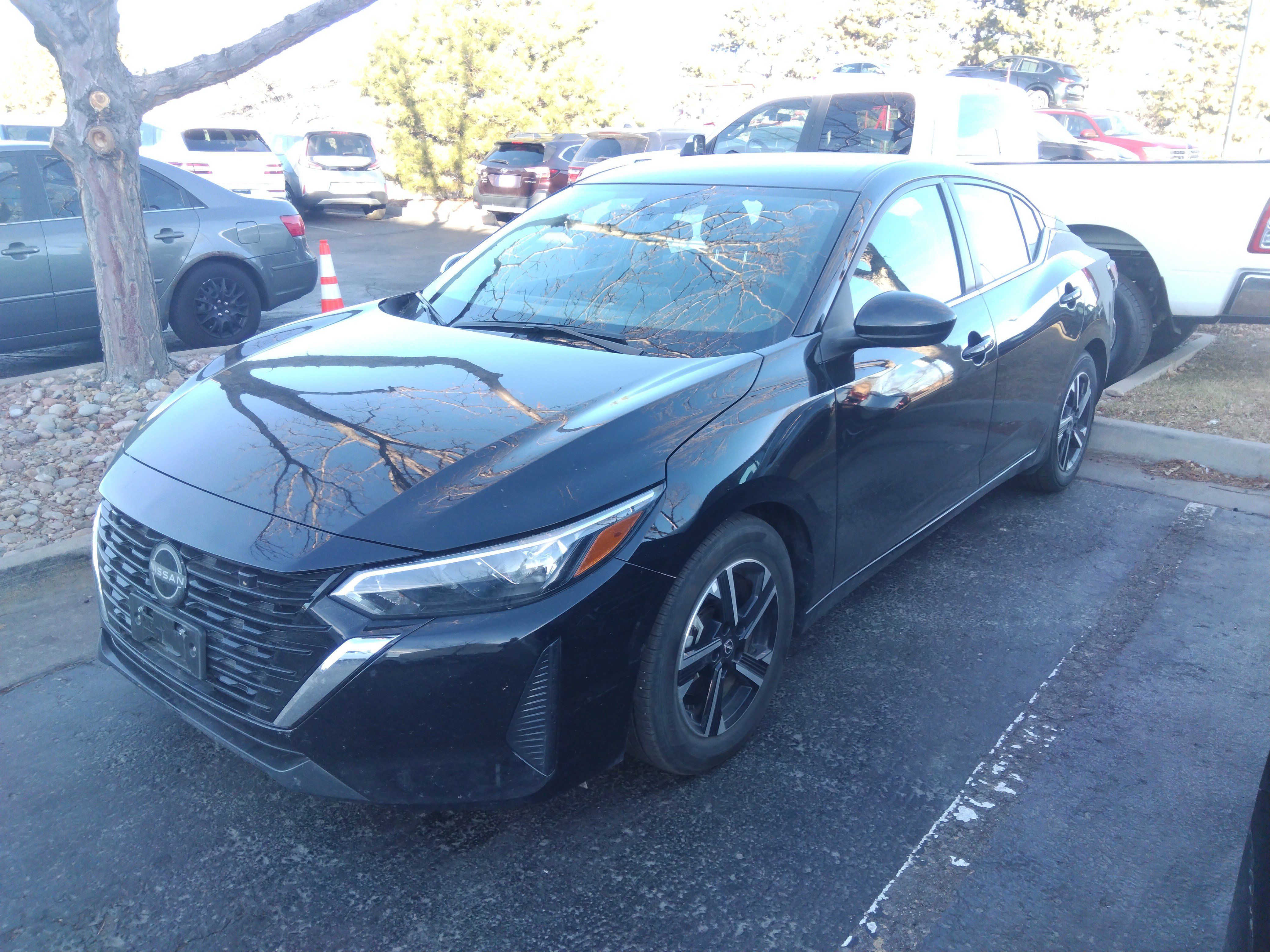 2025 Nissan Sentra SV's photo