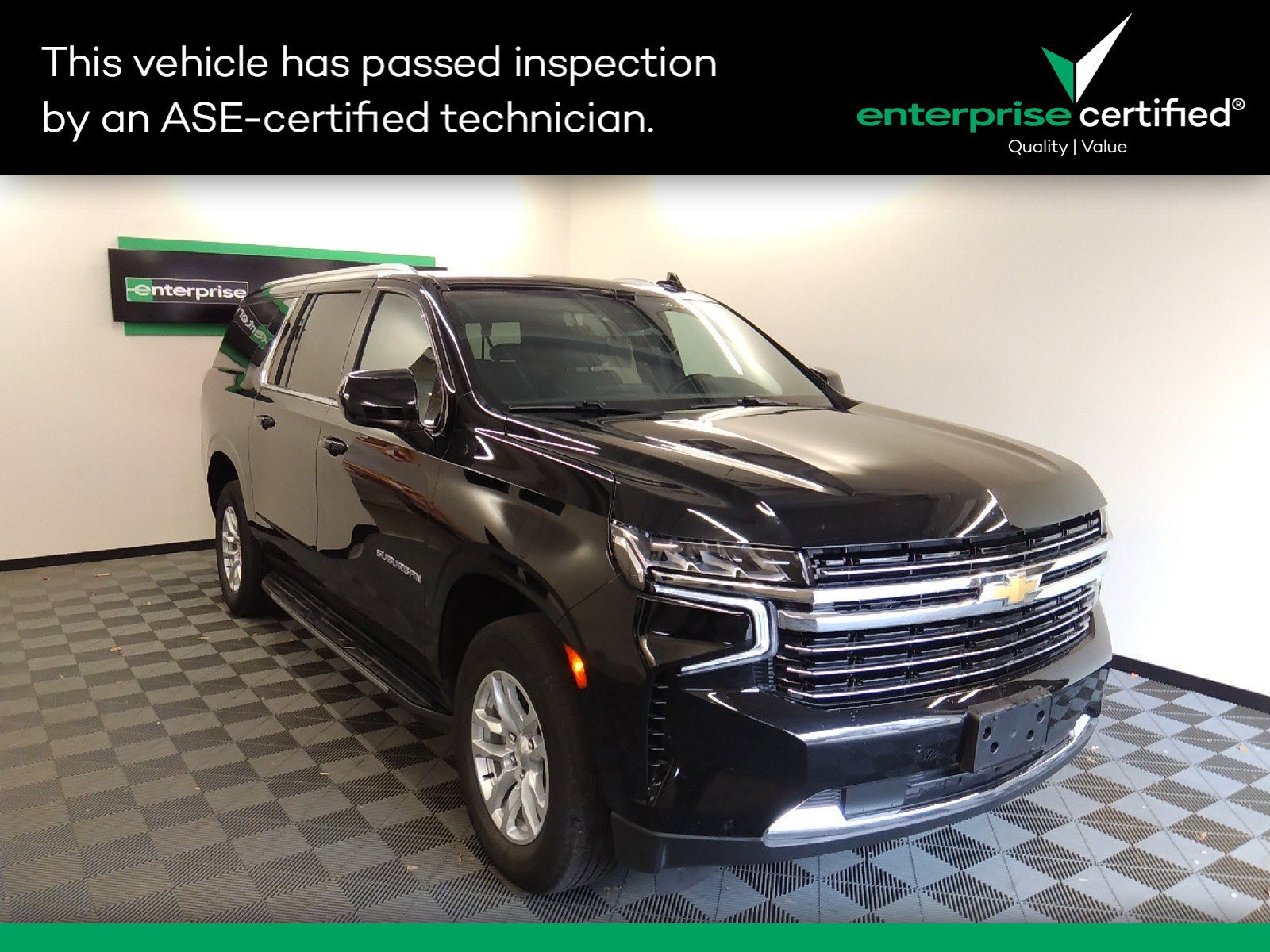 2023 Chevrolet Suburban 4WD 4dr LT