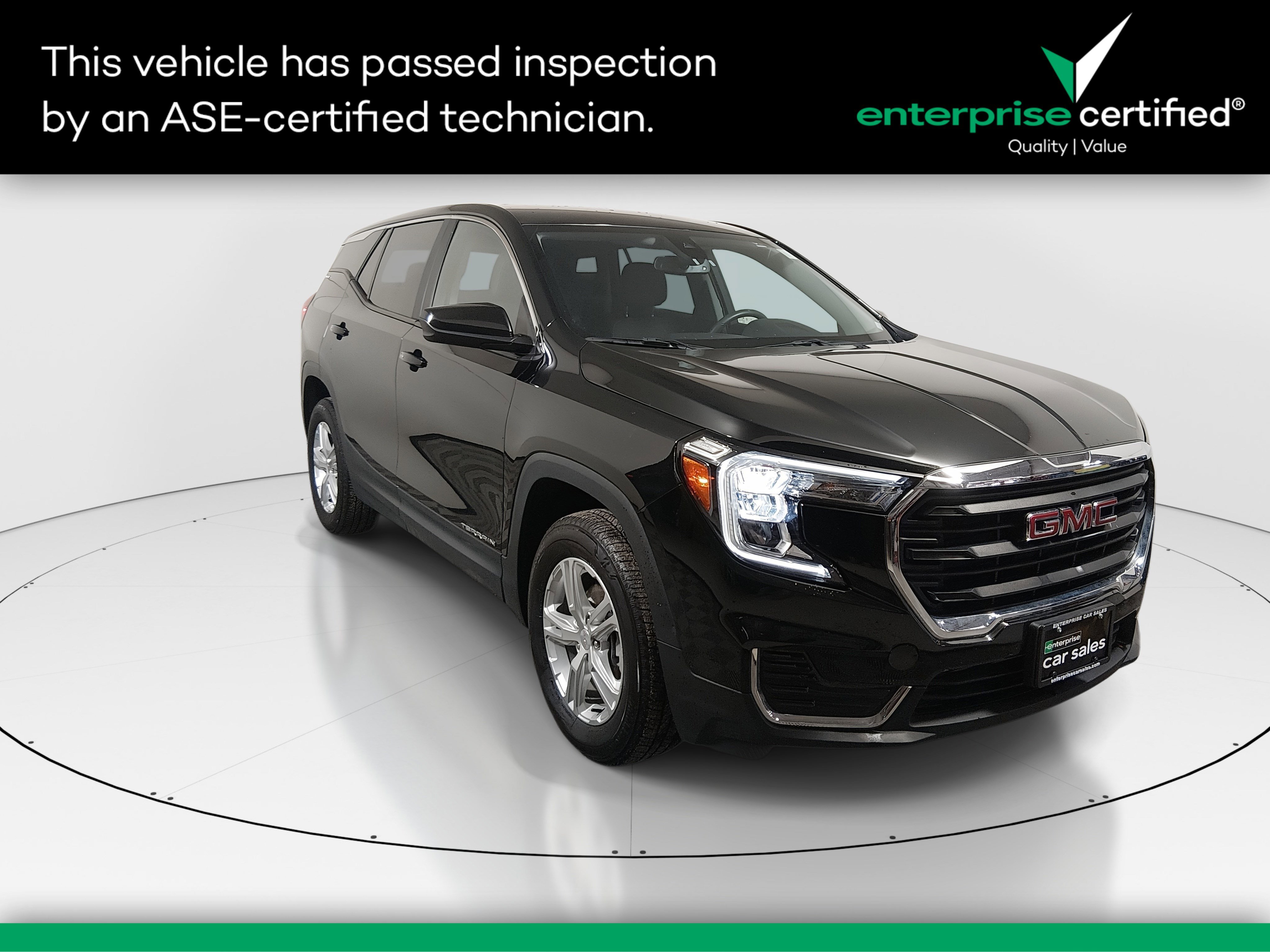 2024 GMC Terrain SLE's photo