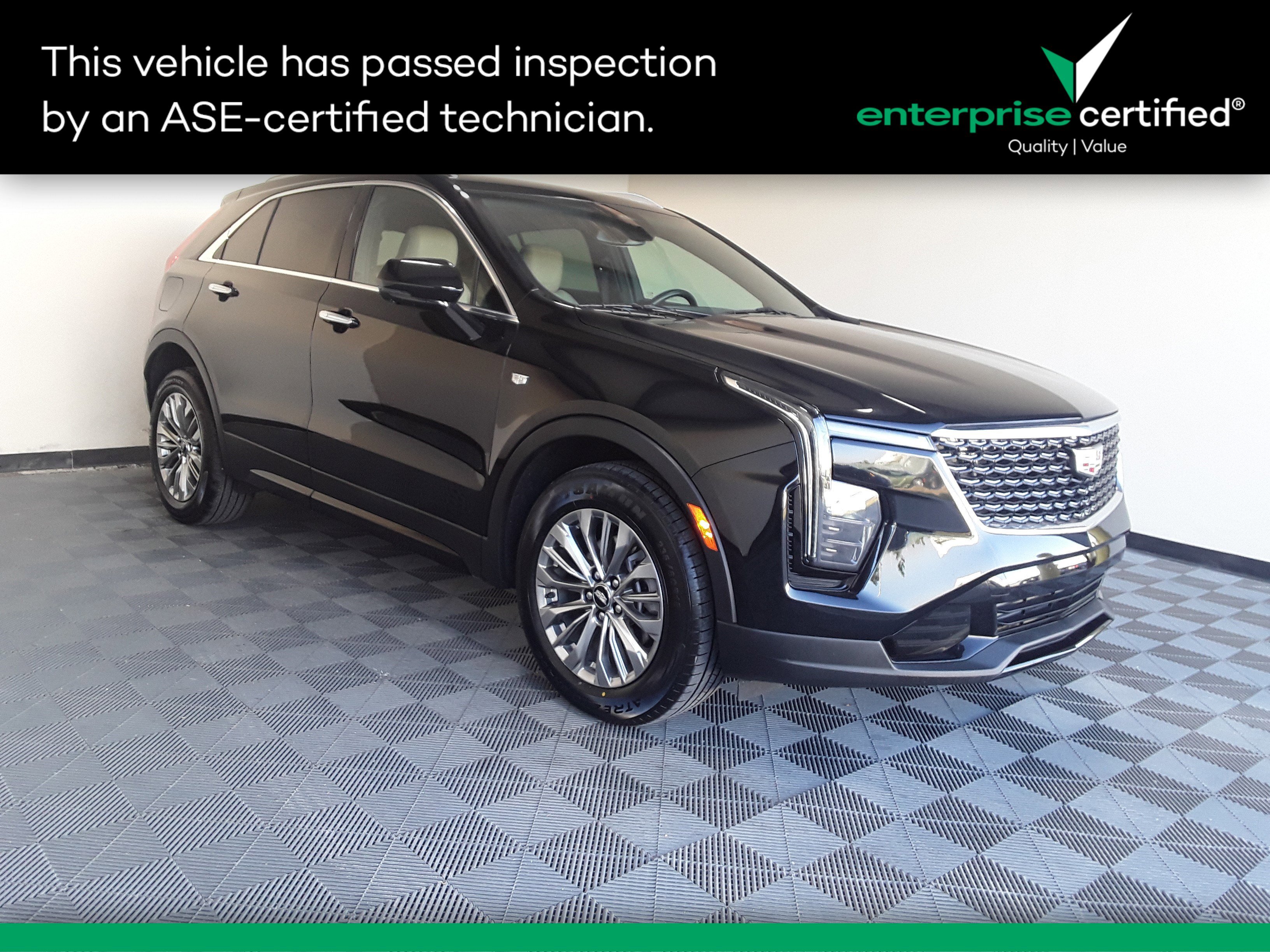 2025 Cadillac XT4 Premium Luxury's photo