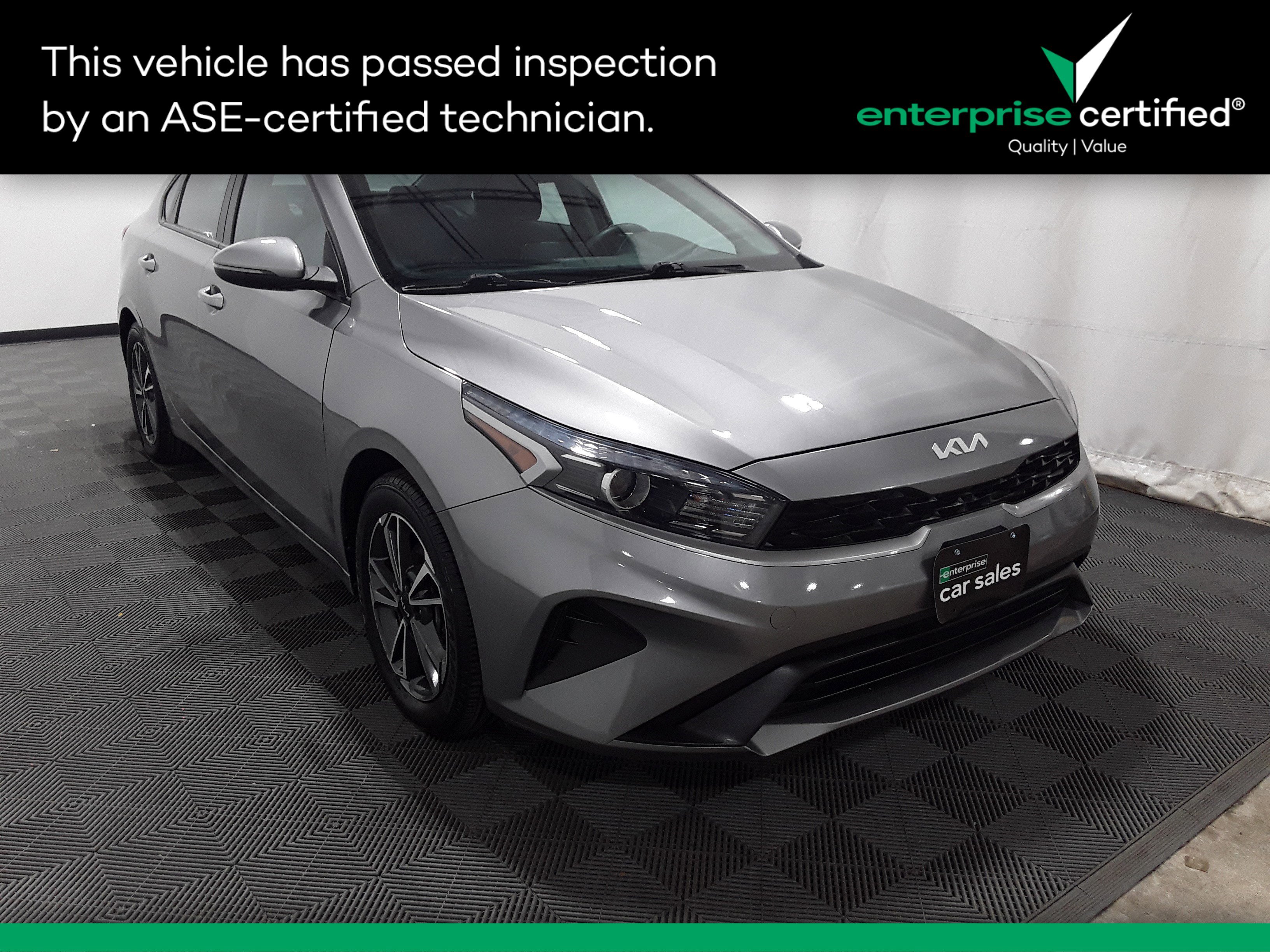 2023 Kia Forte LXS's photo