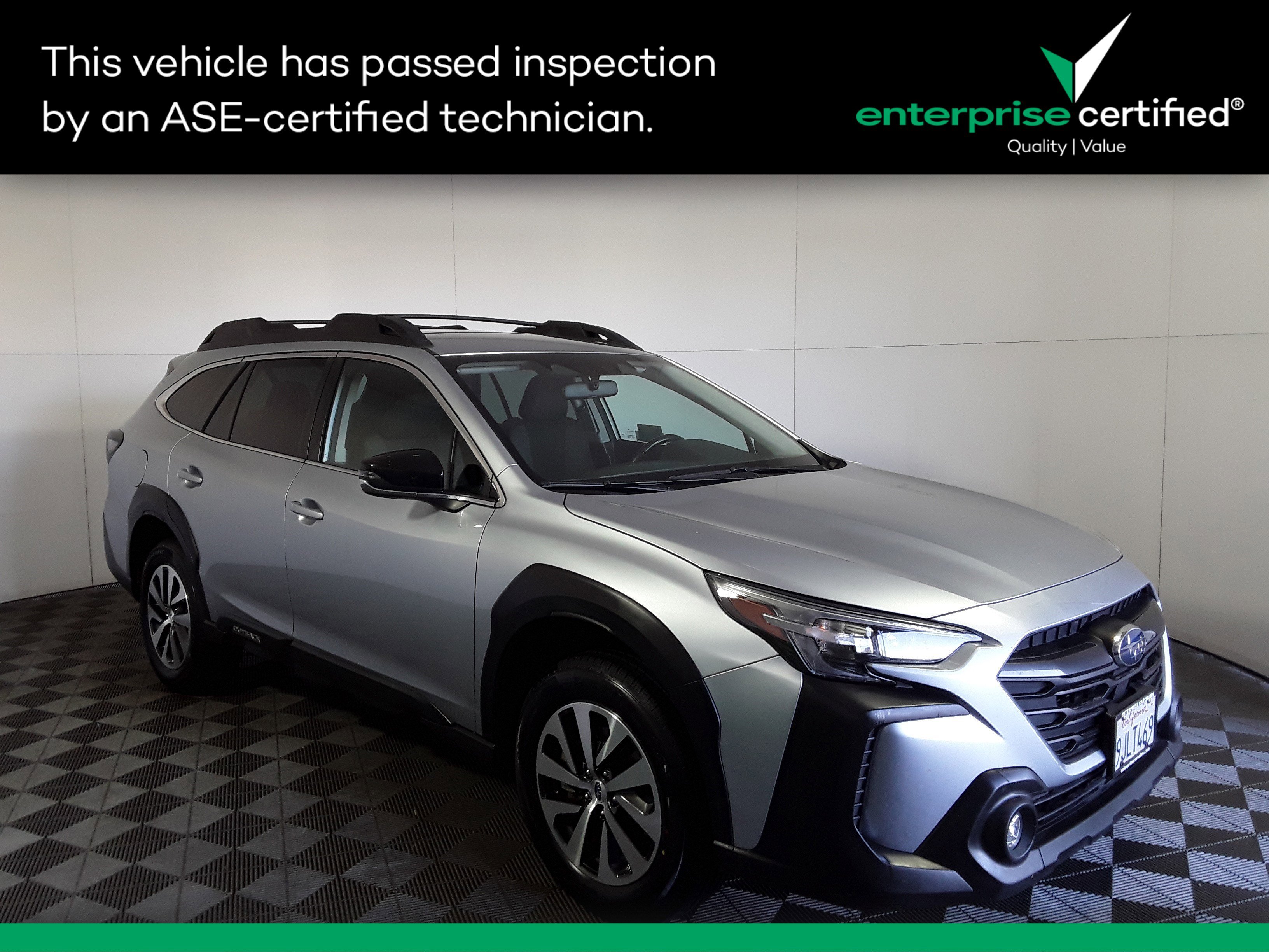 Used 2024 Subaru Outback Premium AWD