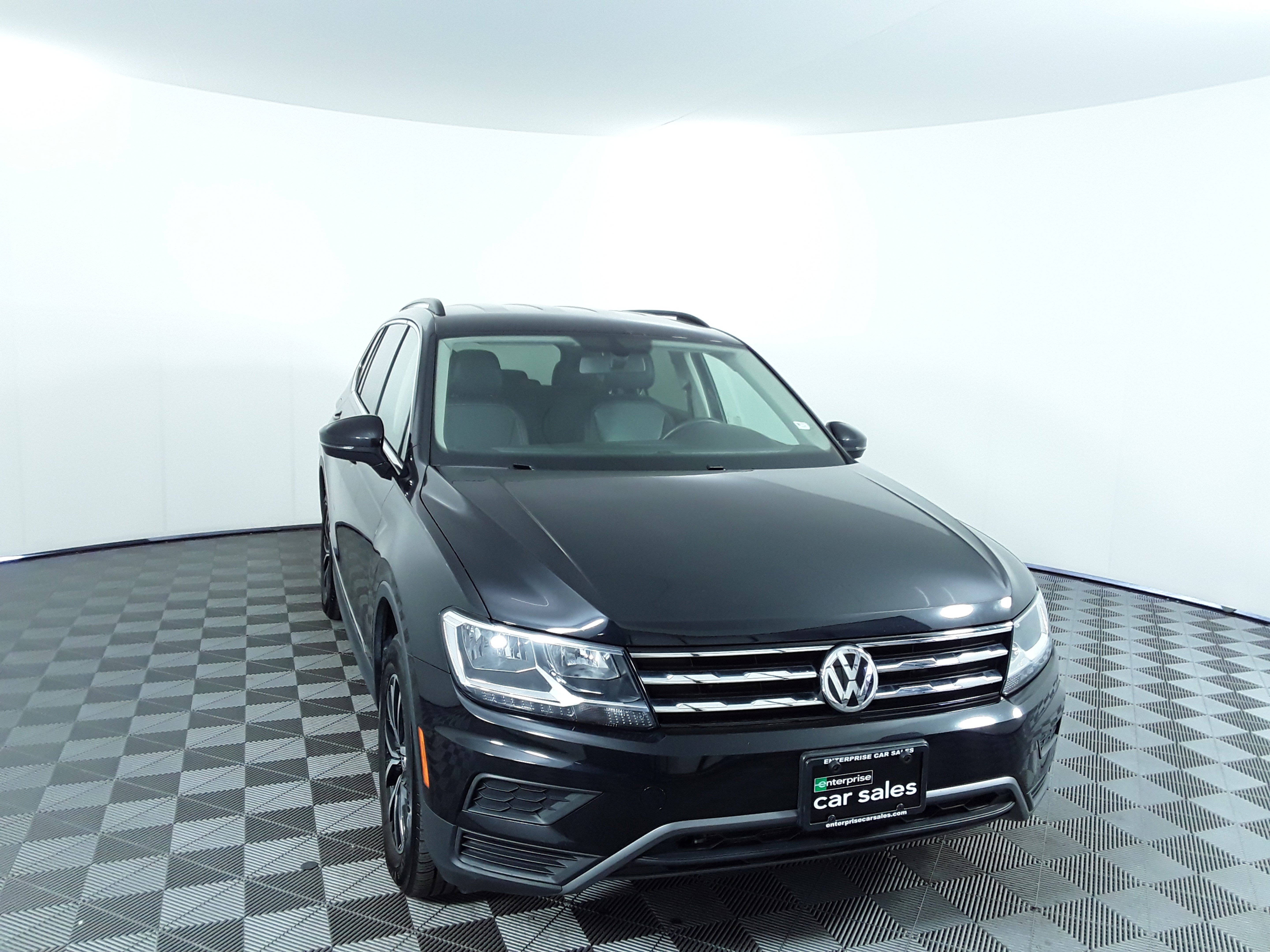 2021 Volkswagen Tiguan 2.0T SE FWD