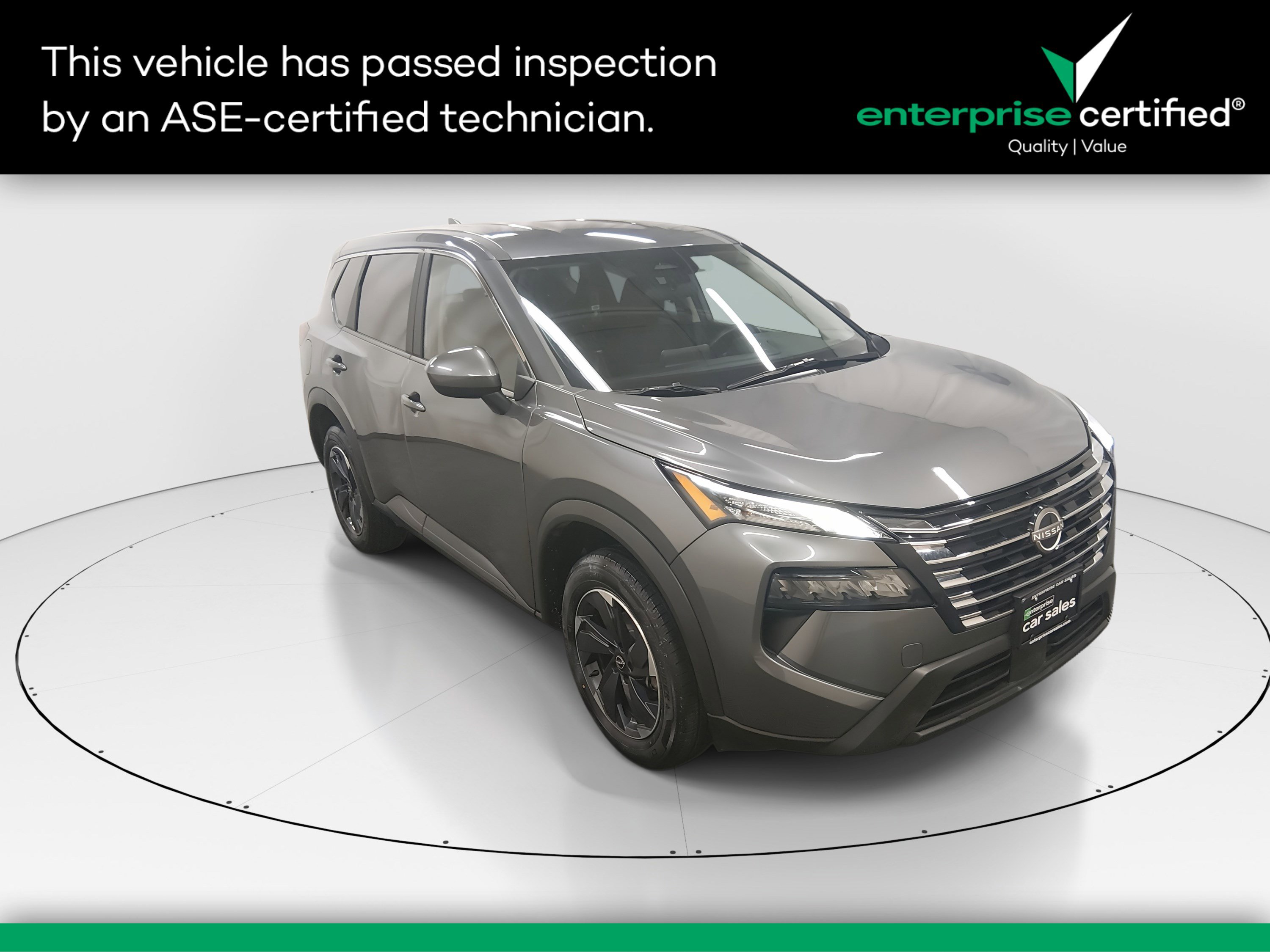 2025 Nissan Rogue SV's photo