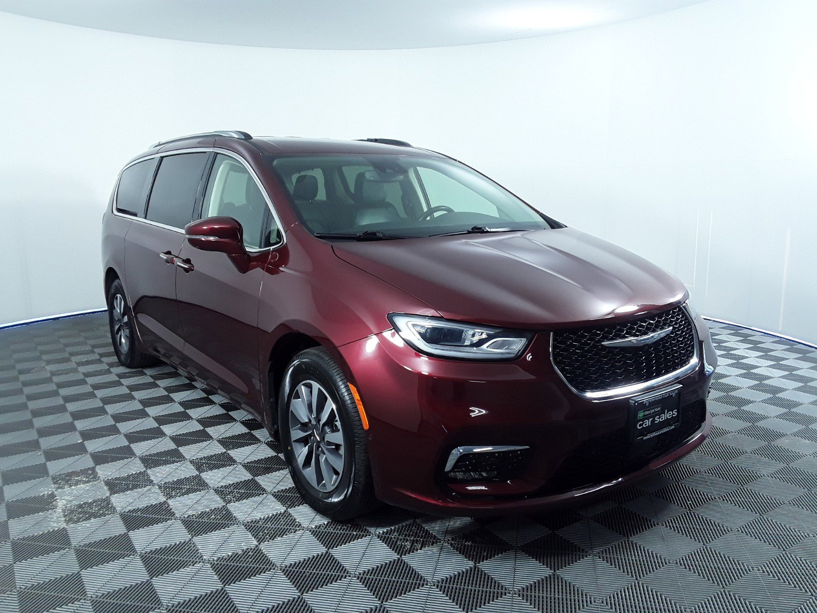 2021 Chrysler Pacifica Hybrid Touring L FWD