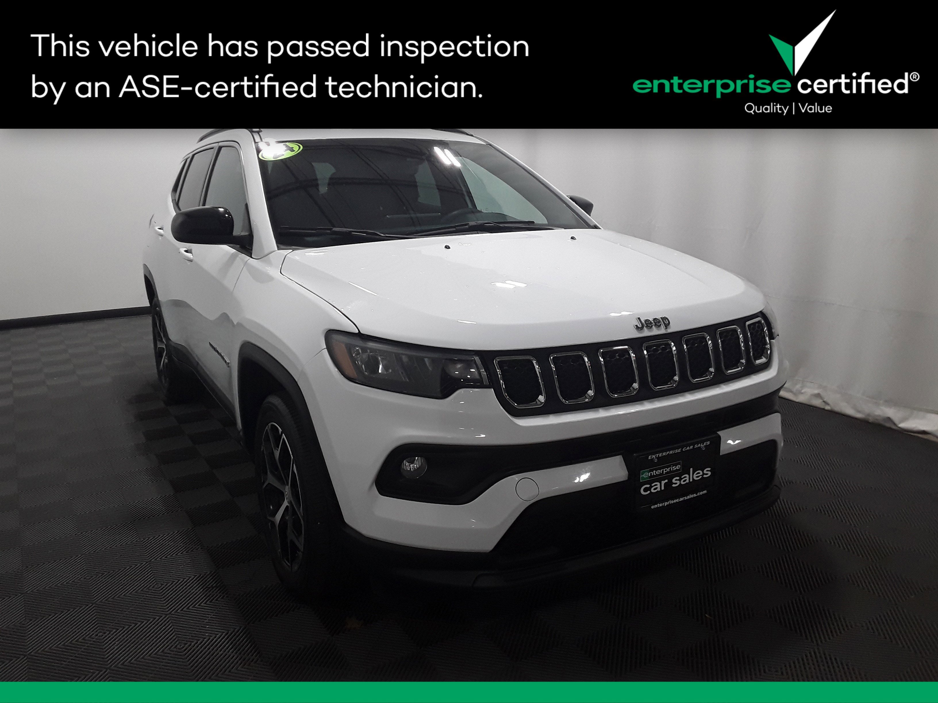 Used 2024 Jeep Compass Latitude 4x4