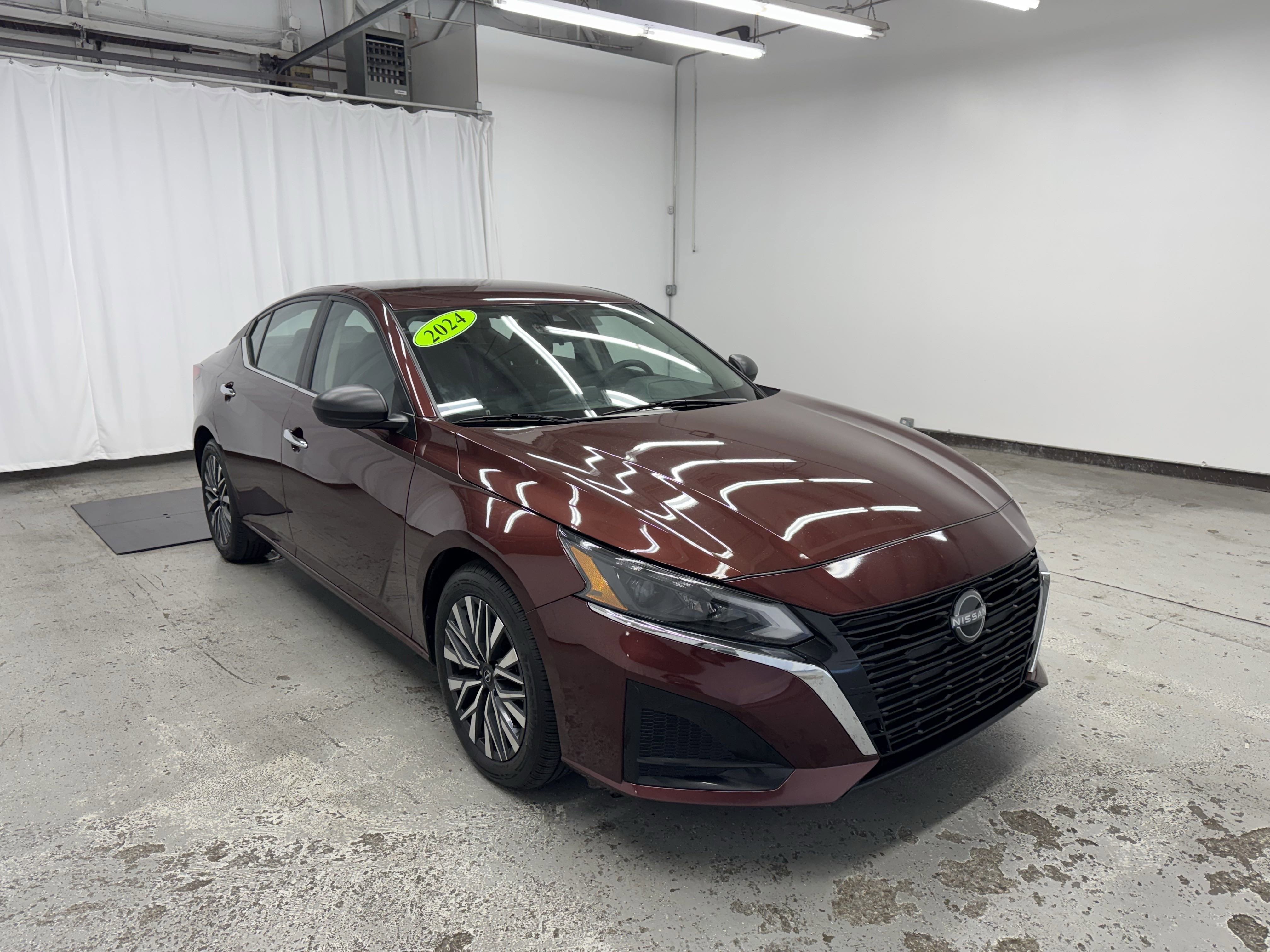 2024 Nissan Altima 2.5 SV Sedan