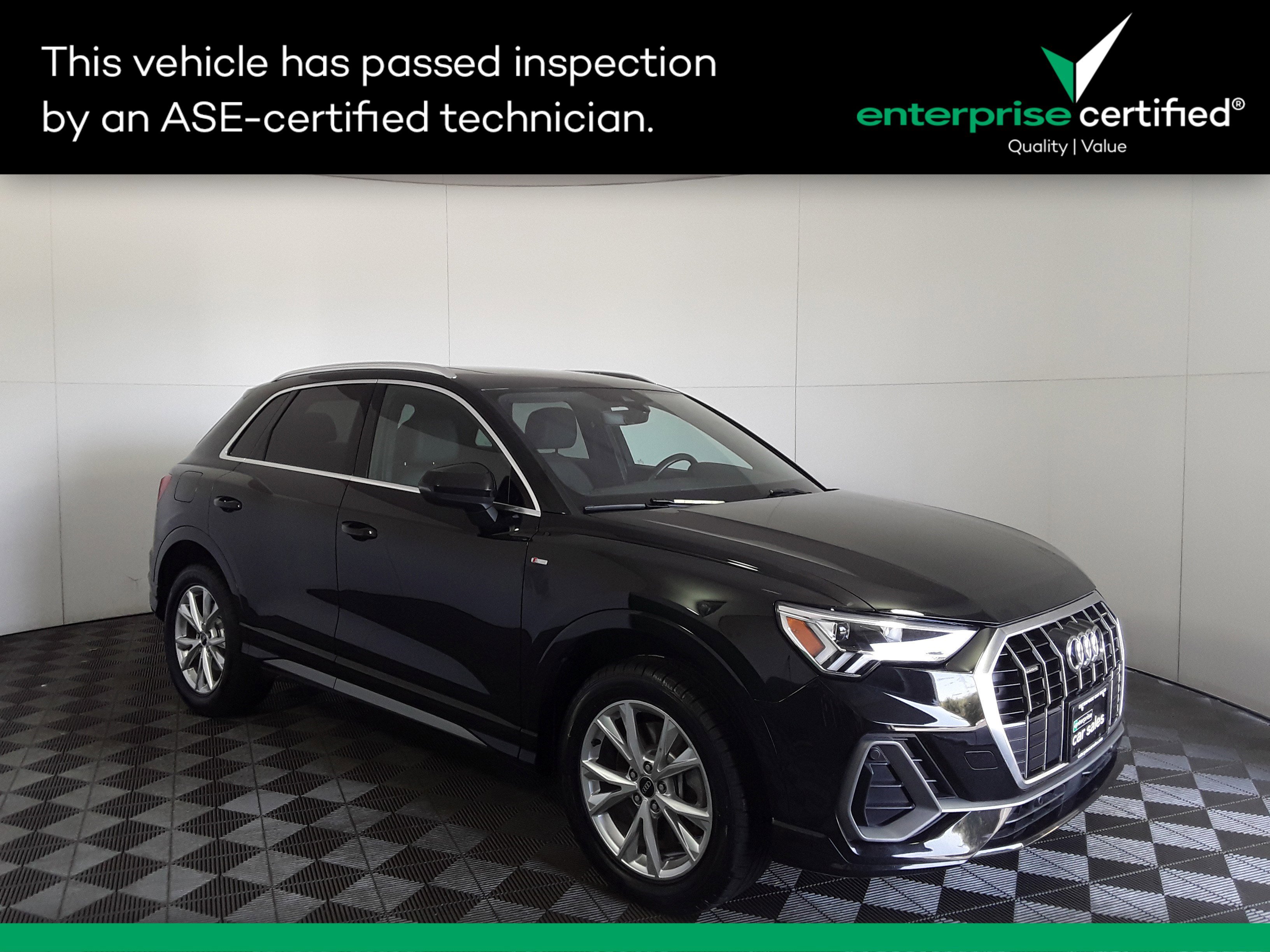 2023 Audi Q3 S line Premium 45 TFSI quattro