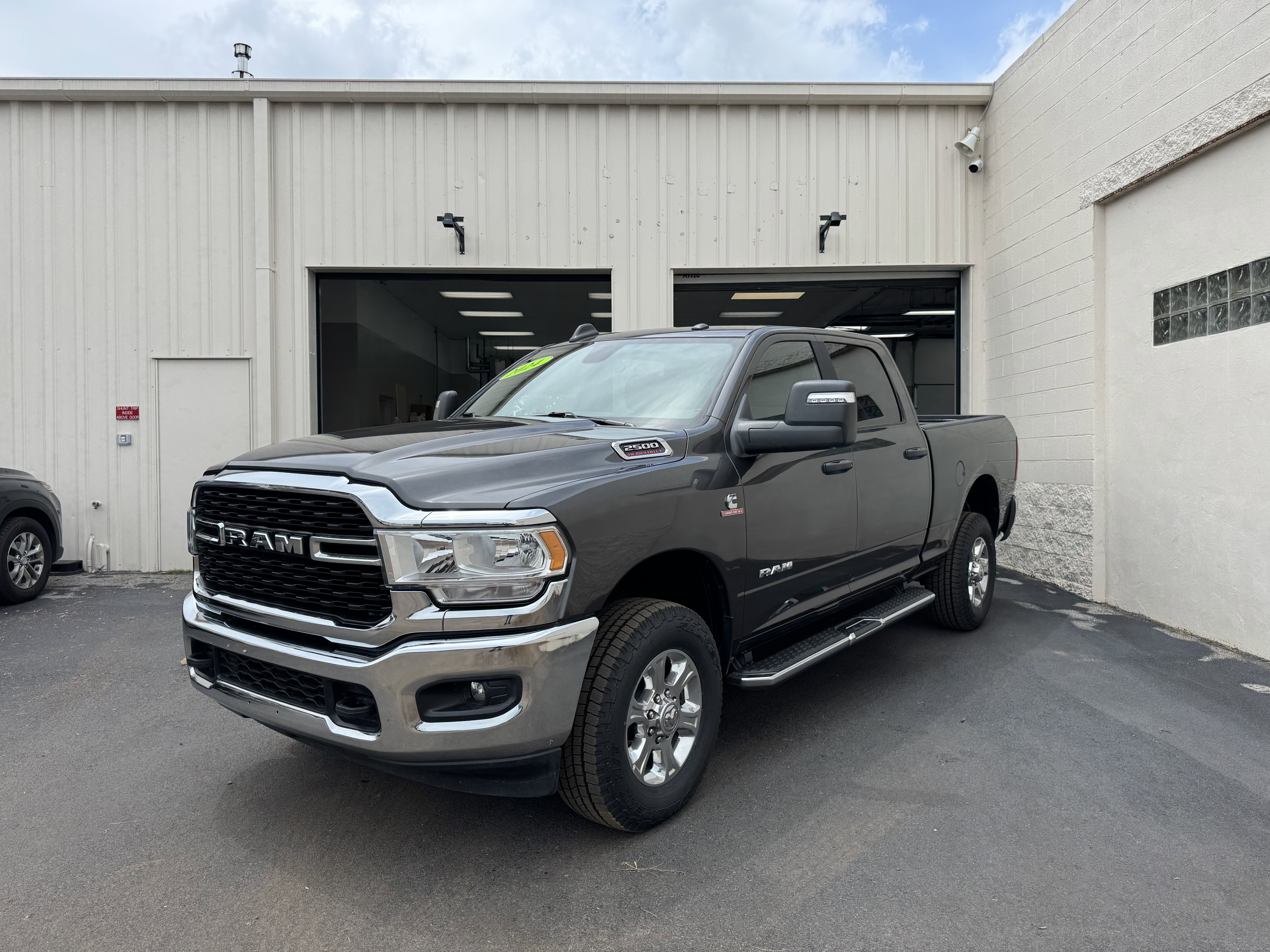 2024 Ram 2500 Big Horn 4x4 Crew Cab 6'4