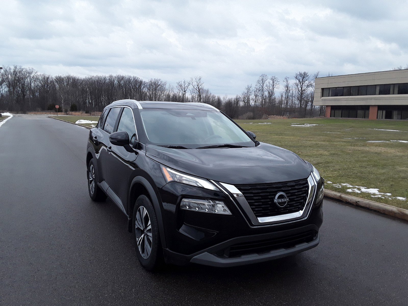 2023 Nissan Rogue AWD SV