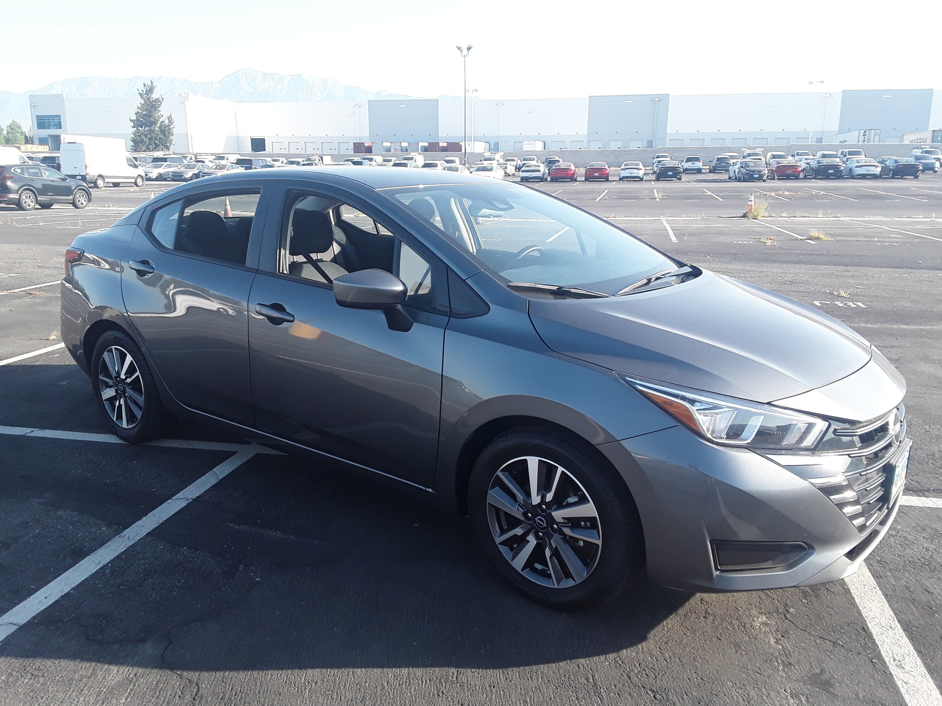 2023 Nissan Versa SV CVT