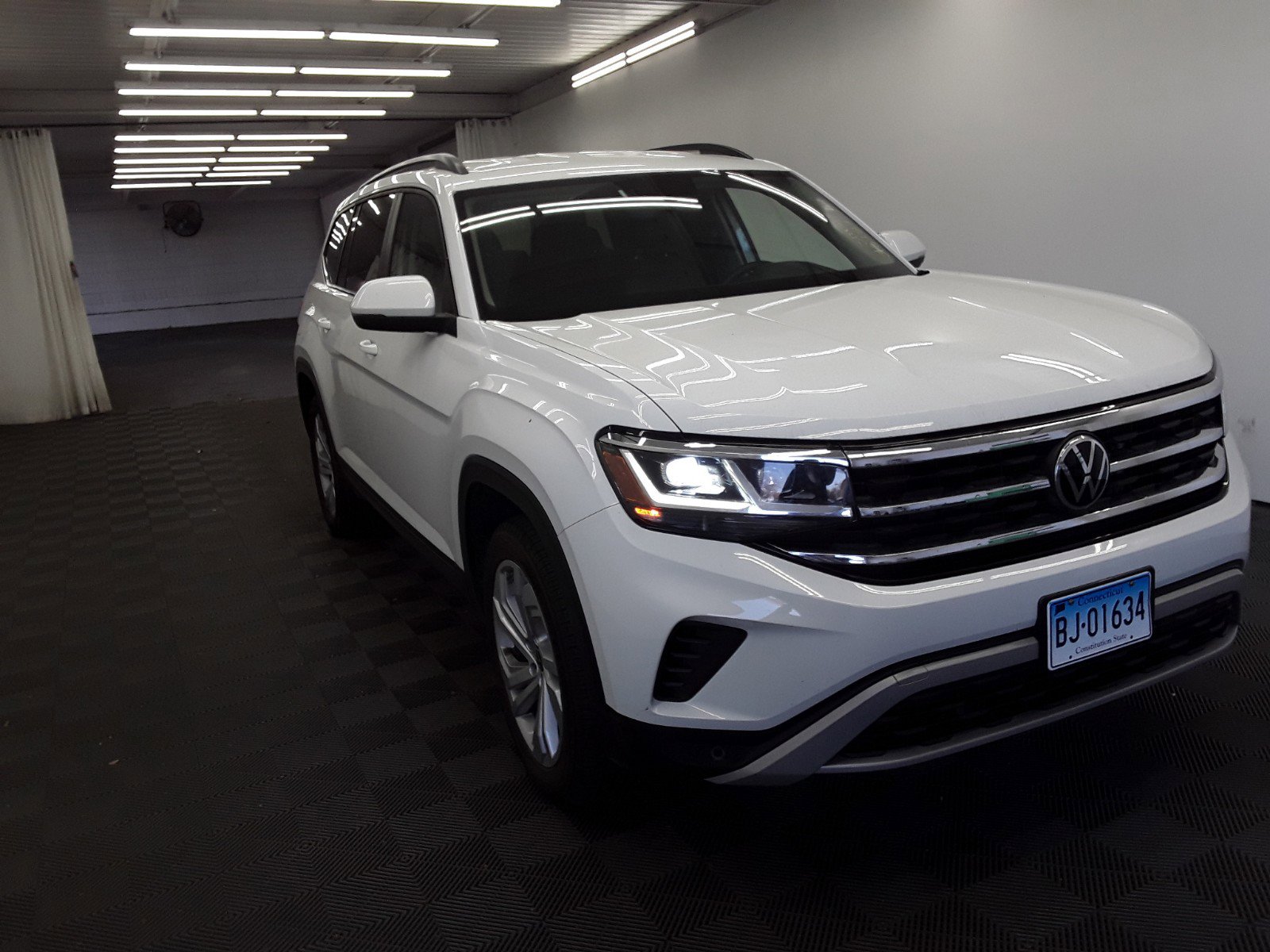 2022 Volkswagen Atlas 3.6L V6 SE w/Technology 4MOTION