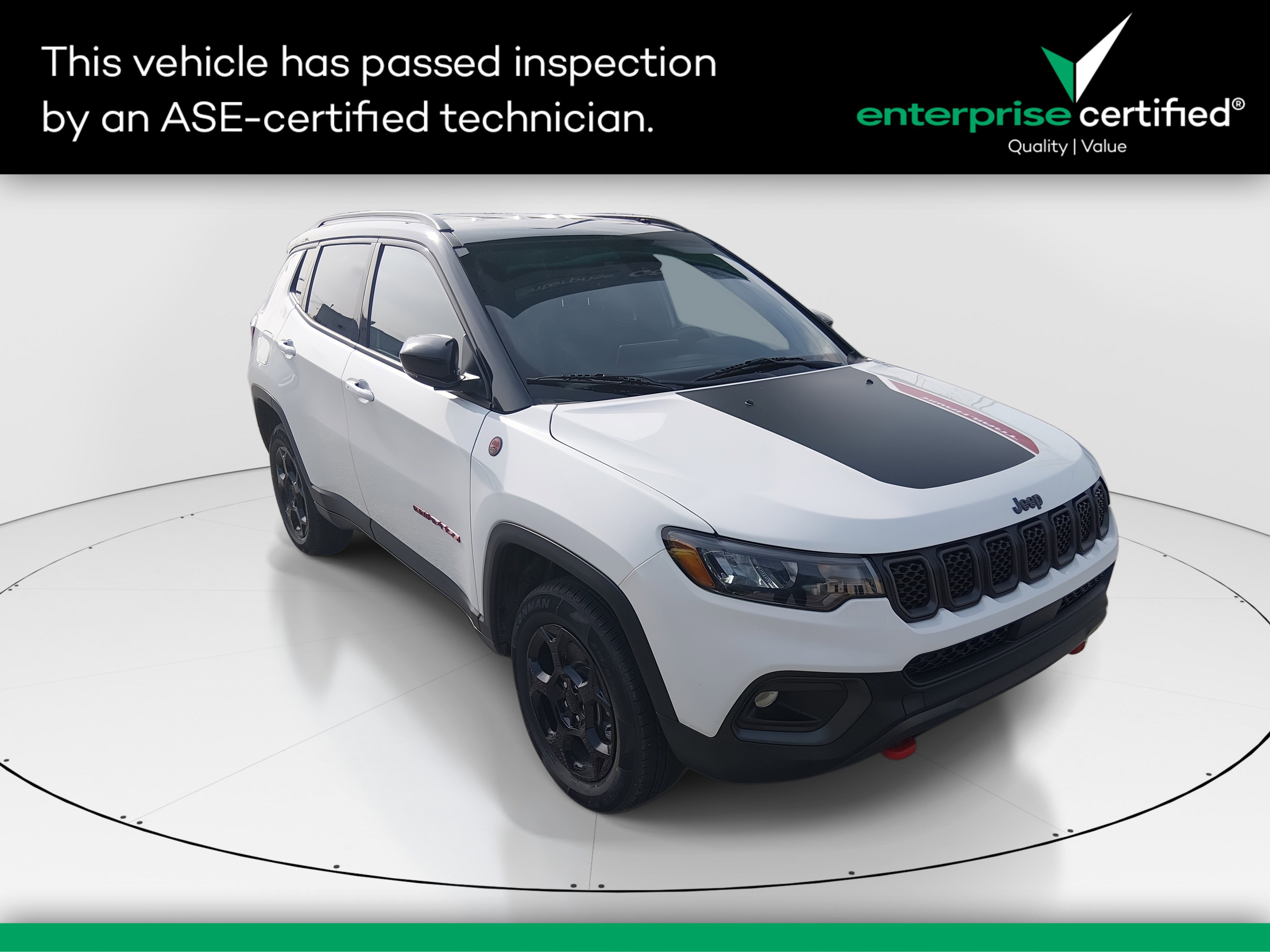 2023 Jeep Compass Trailhawk's photo