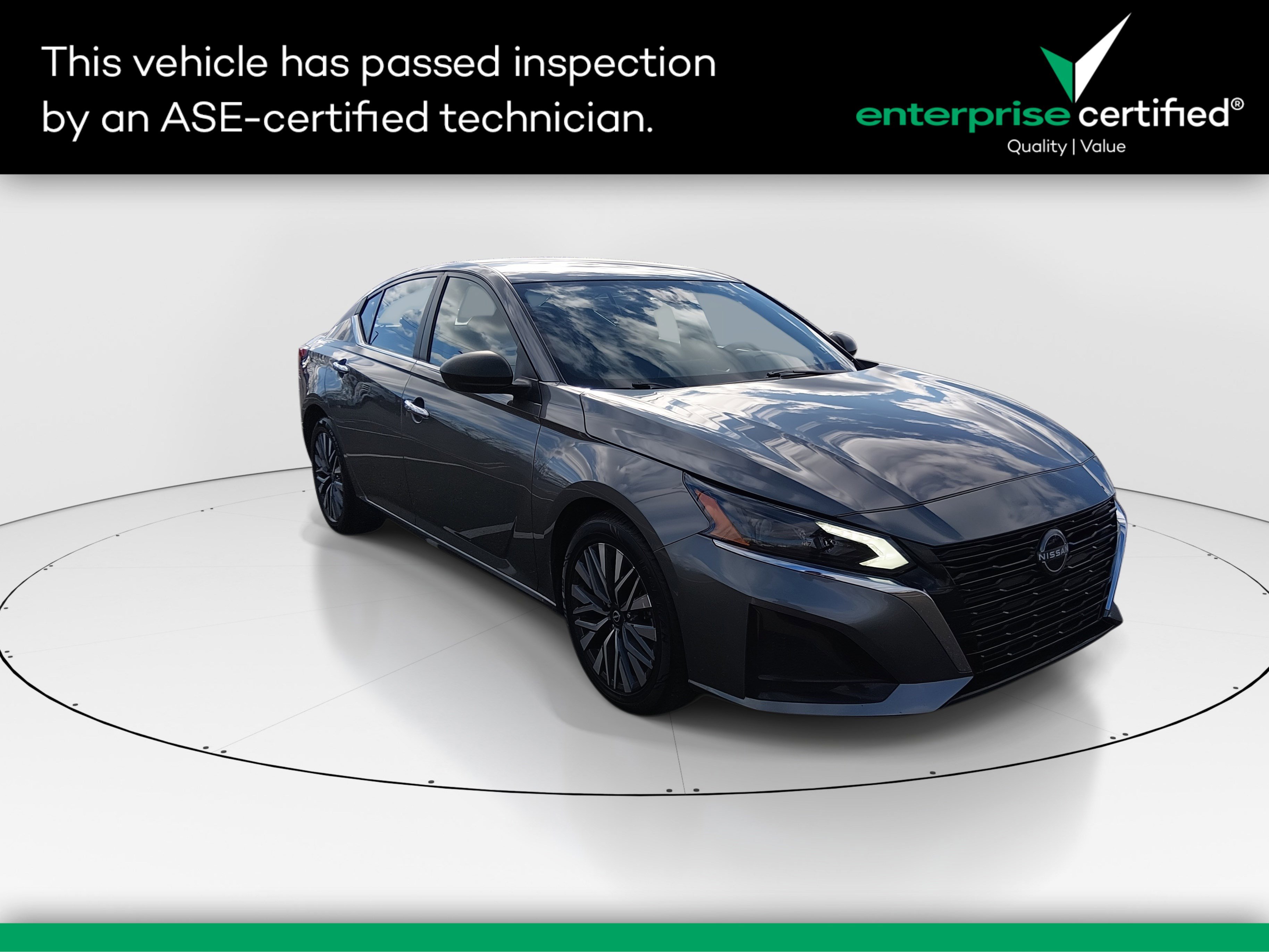 2024 Nissan Altima SV's photo