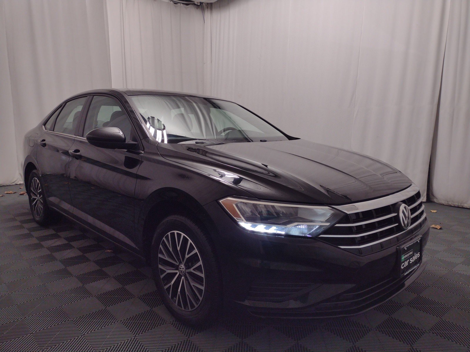 Used 2021 Volkswagen Jetta SE Auto