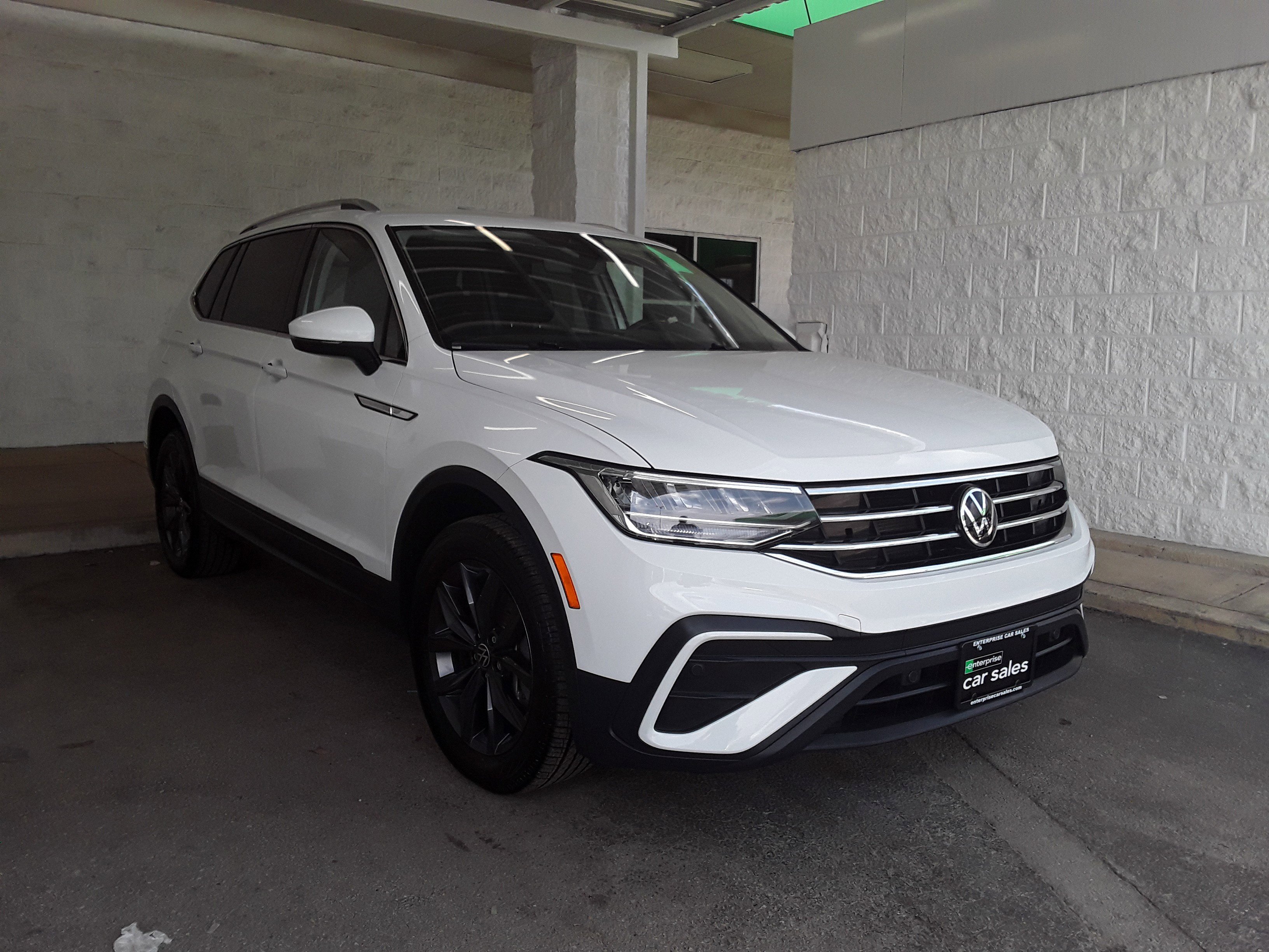 2024 Volkswagen Tiguan SE 2.0T FWD