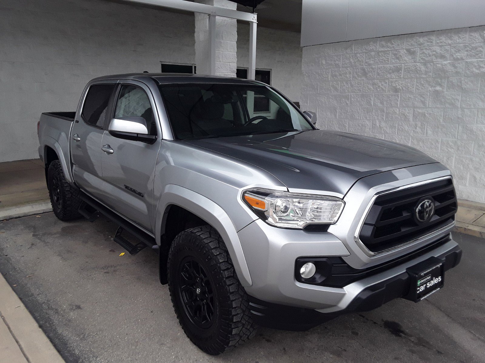 2022 Toyota Tacoma 2WD SR5 Double Cab 5' Bed V6 AT