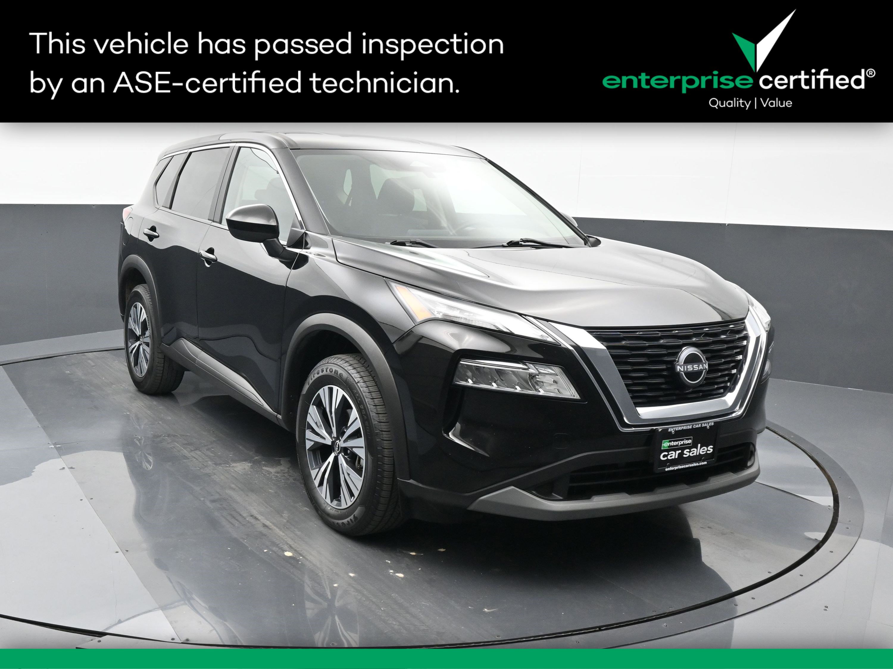 2023 Nissan Rogue SV's photo