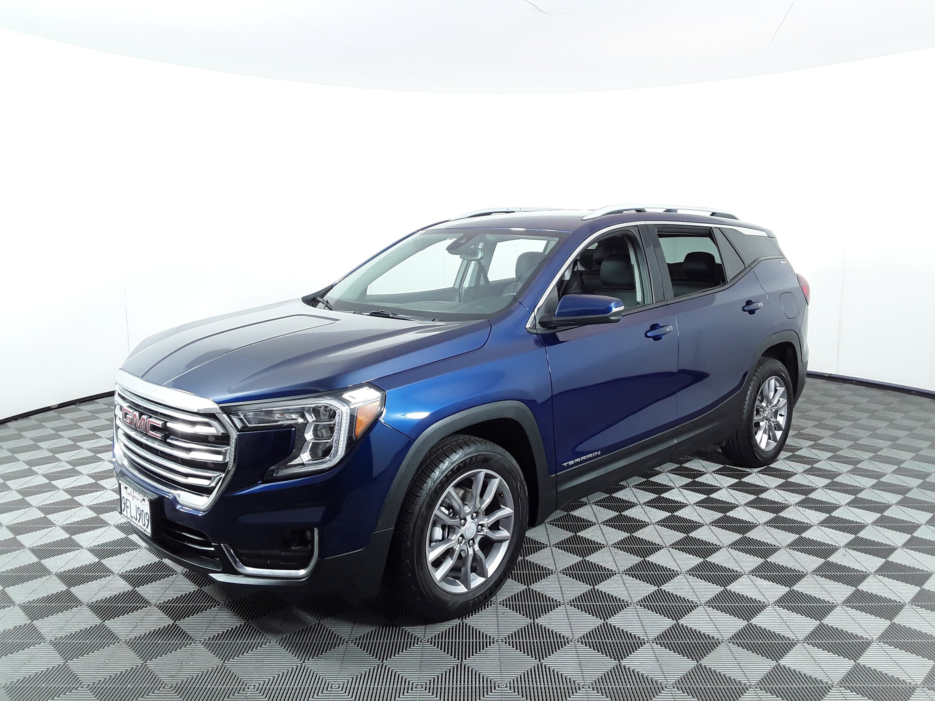 2023 GMC Terrain AWD 4dr SLT