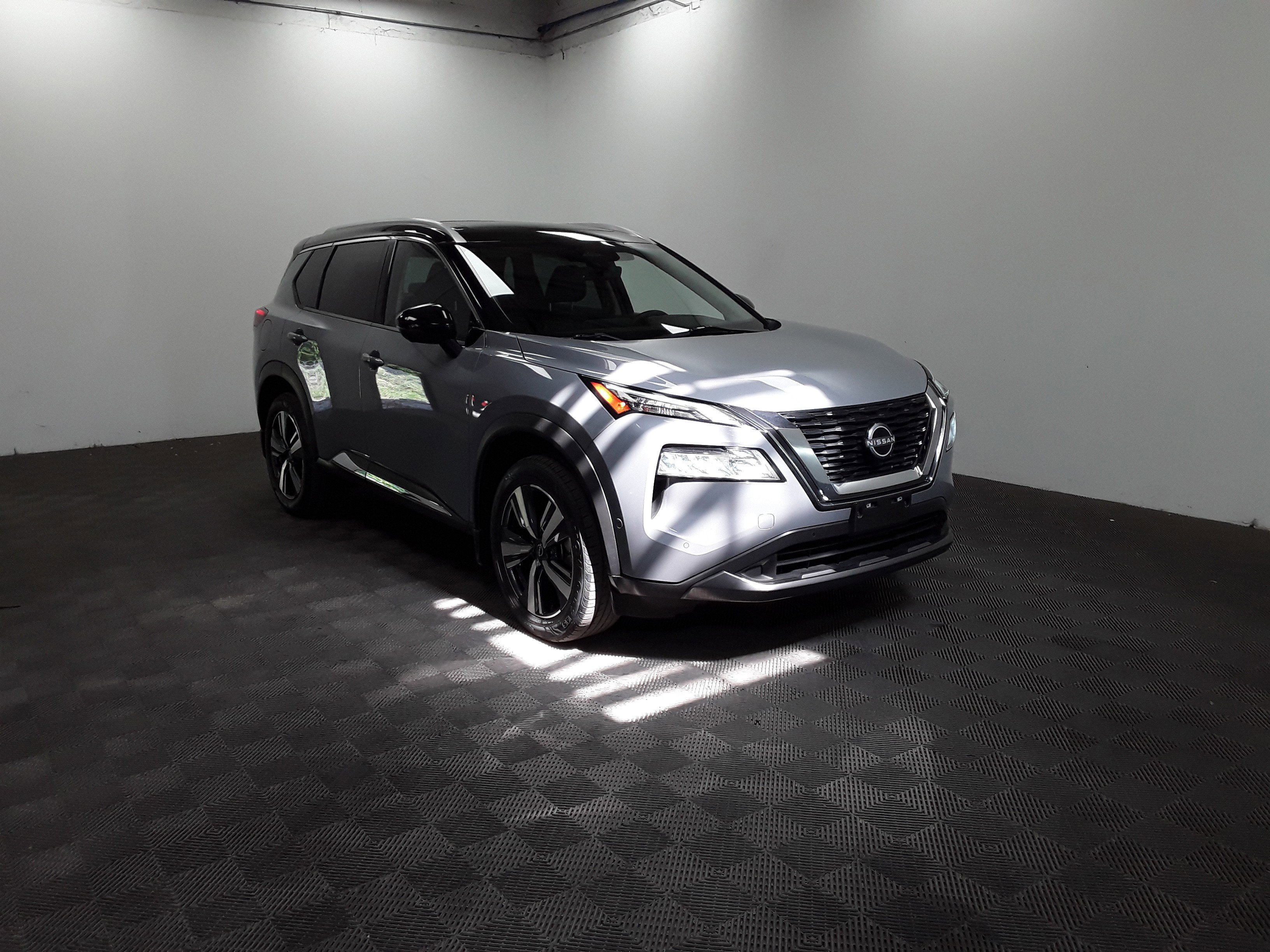 2023 Nissan Rogue FWD SL
