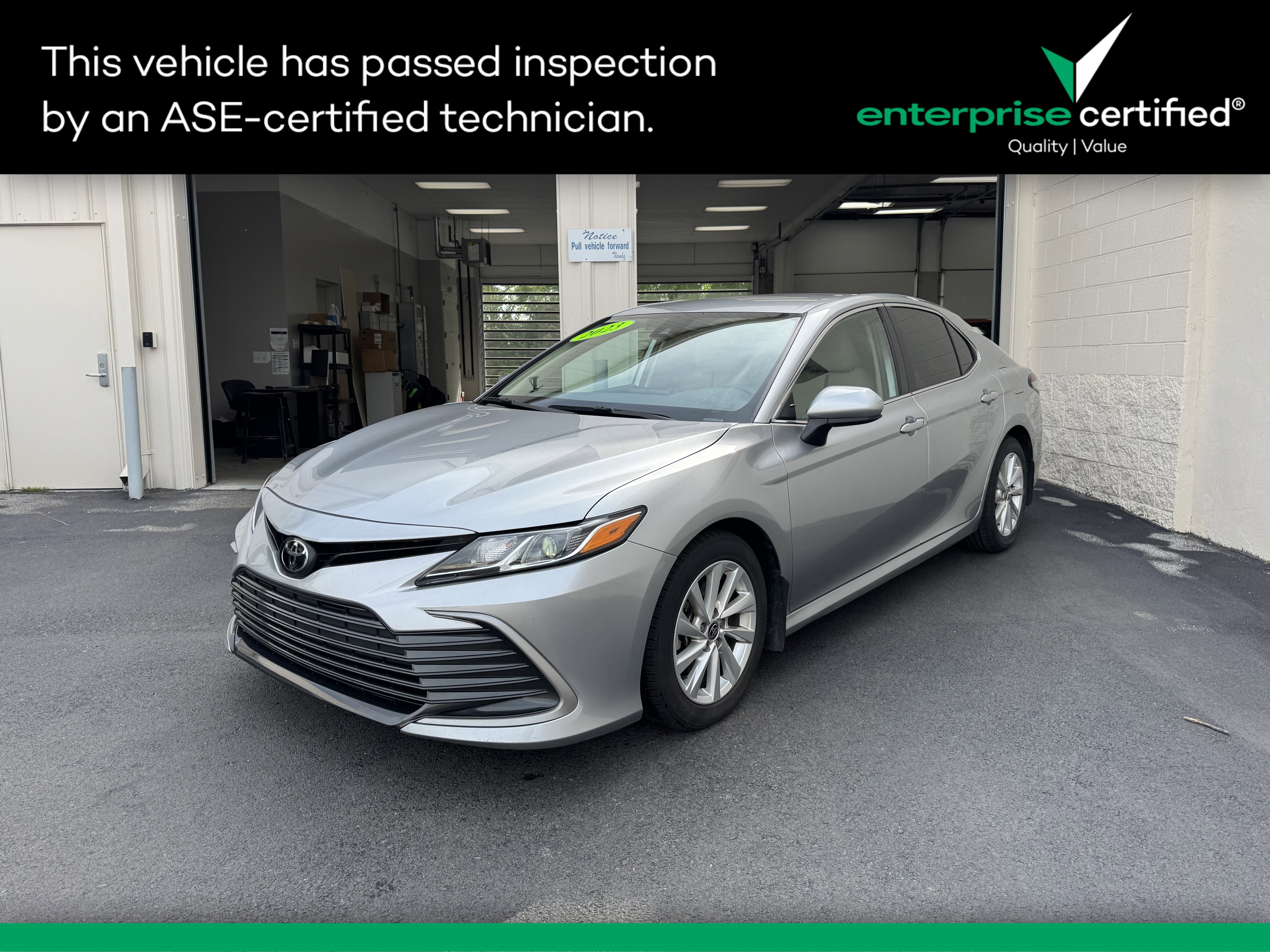 2023 Toyota Camry LE Auto