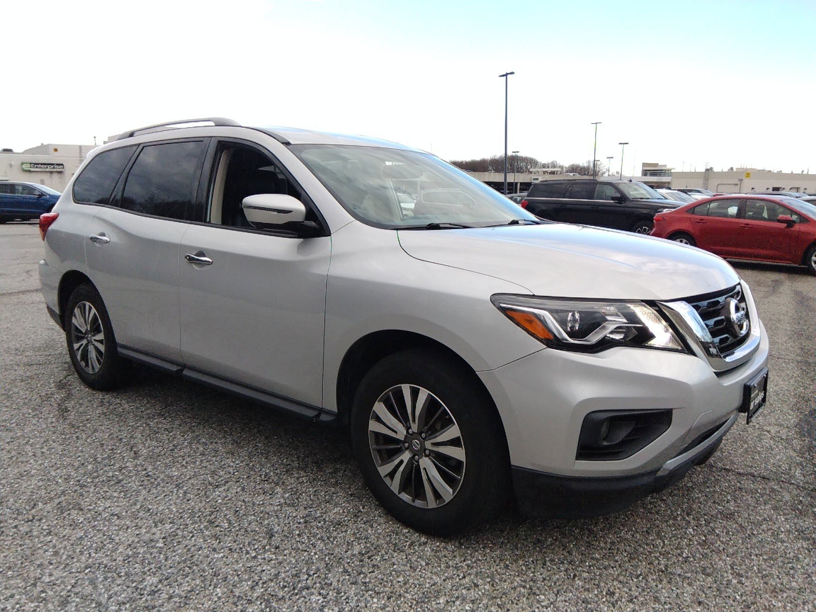 2019 Nissan Pathfinder 4x4 SL