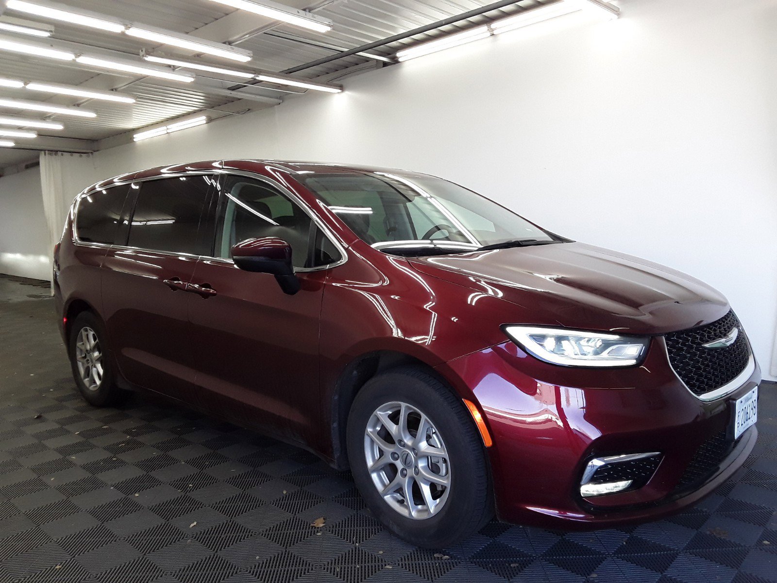 2023 Chrysler Pacifica Touring L FWD